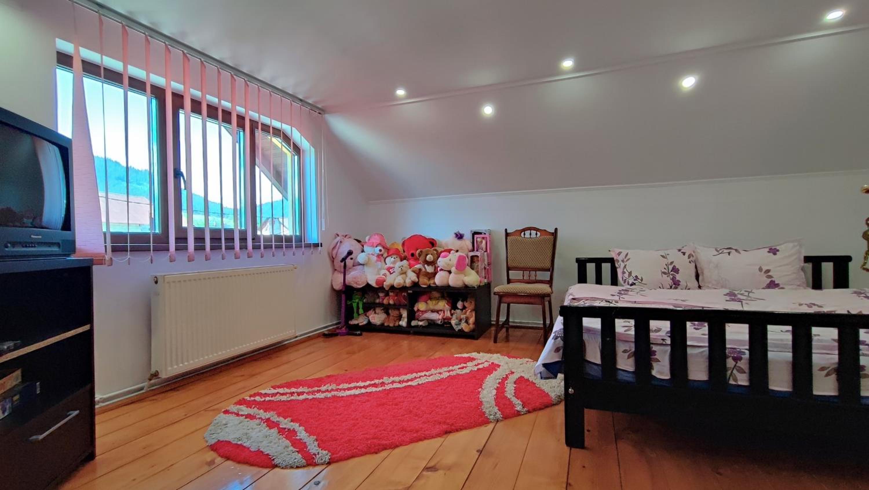 Deluxe Room - Photo 6
