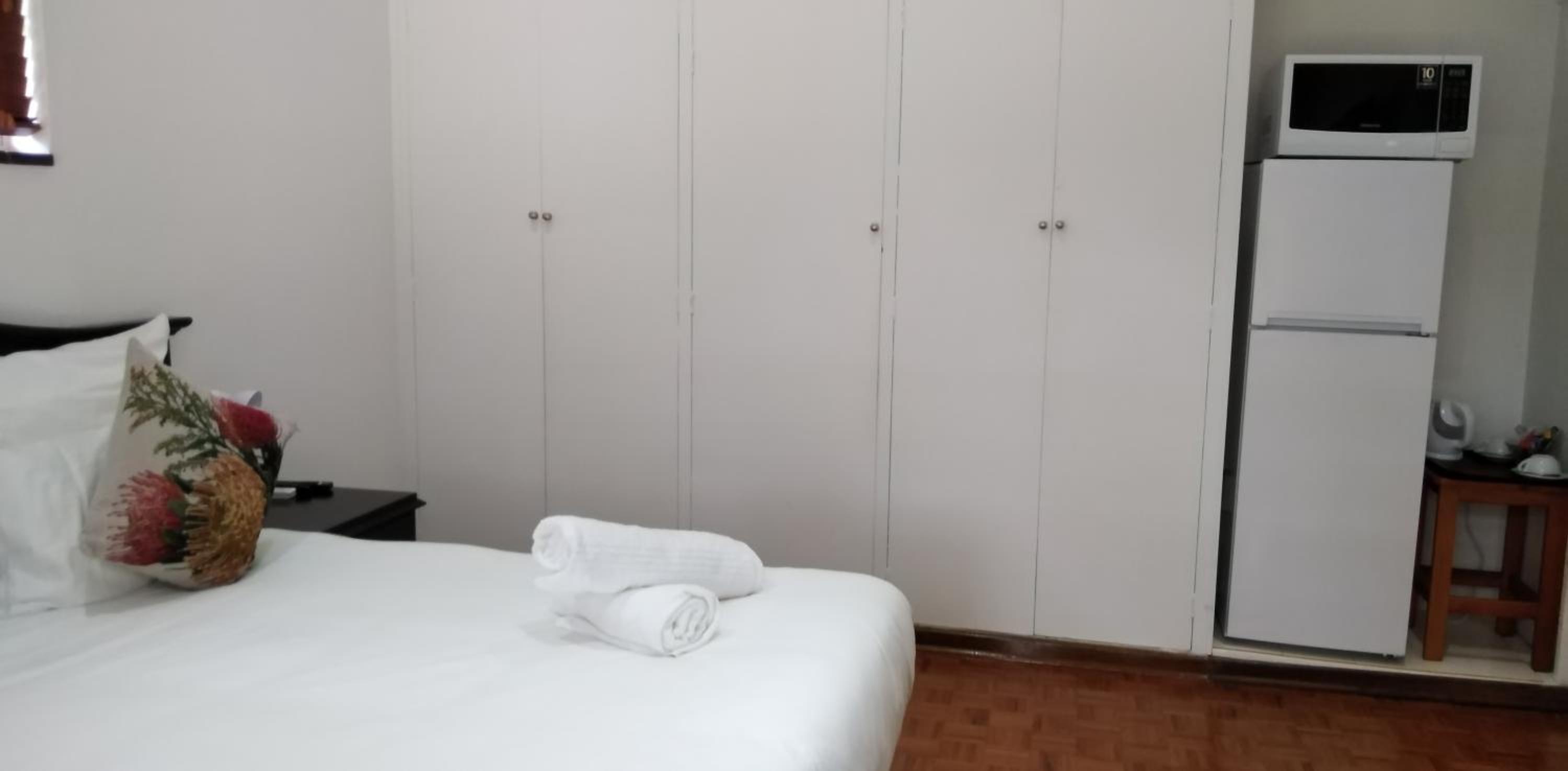 Deluxe King Room photo 3