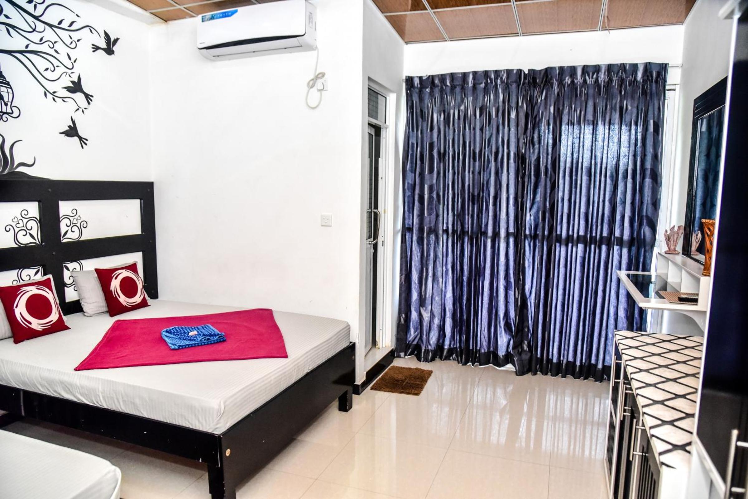 Deluxe Double Room photo 3