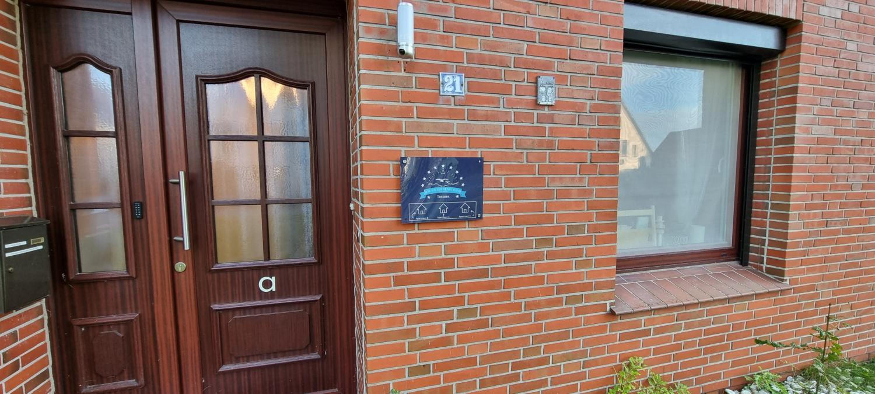 Apartment with Terrace photo 2