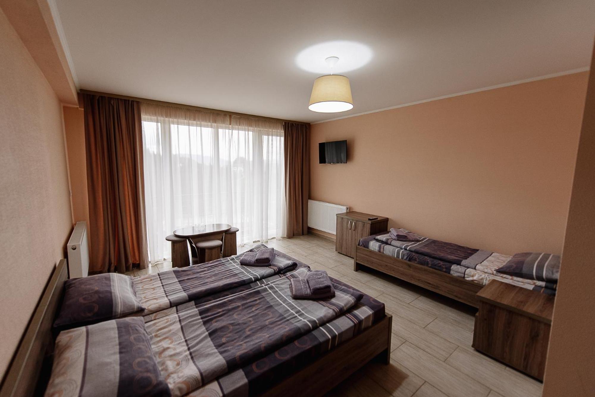 Deluxe Triple Room photo 3