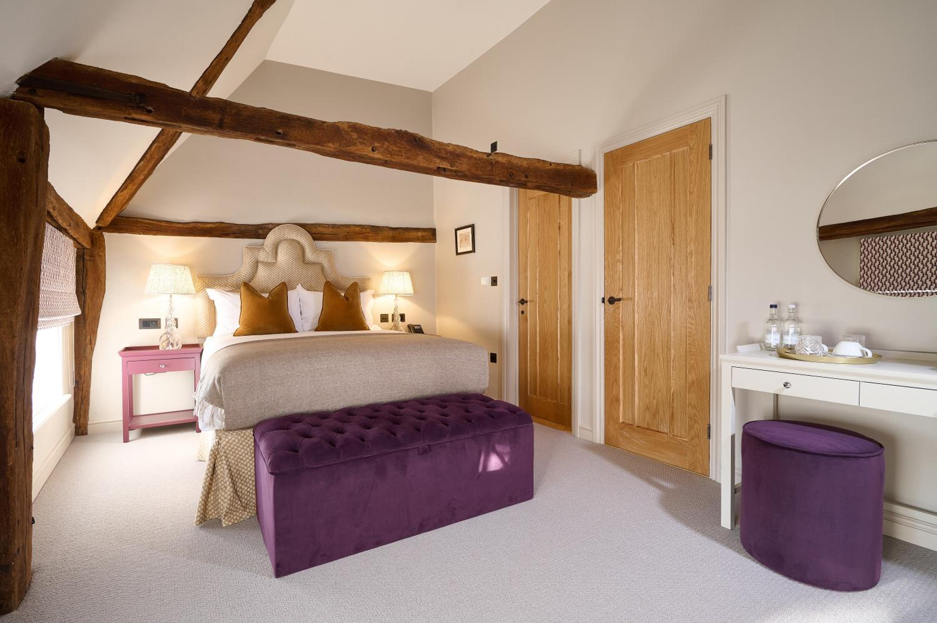 Standard King Room photo 2