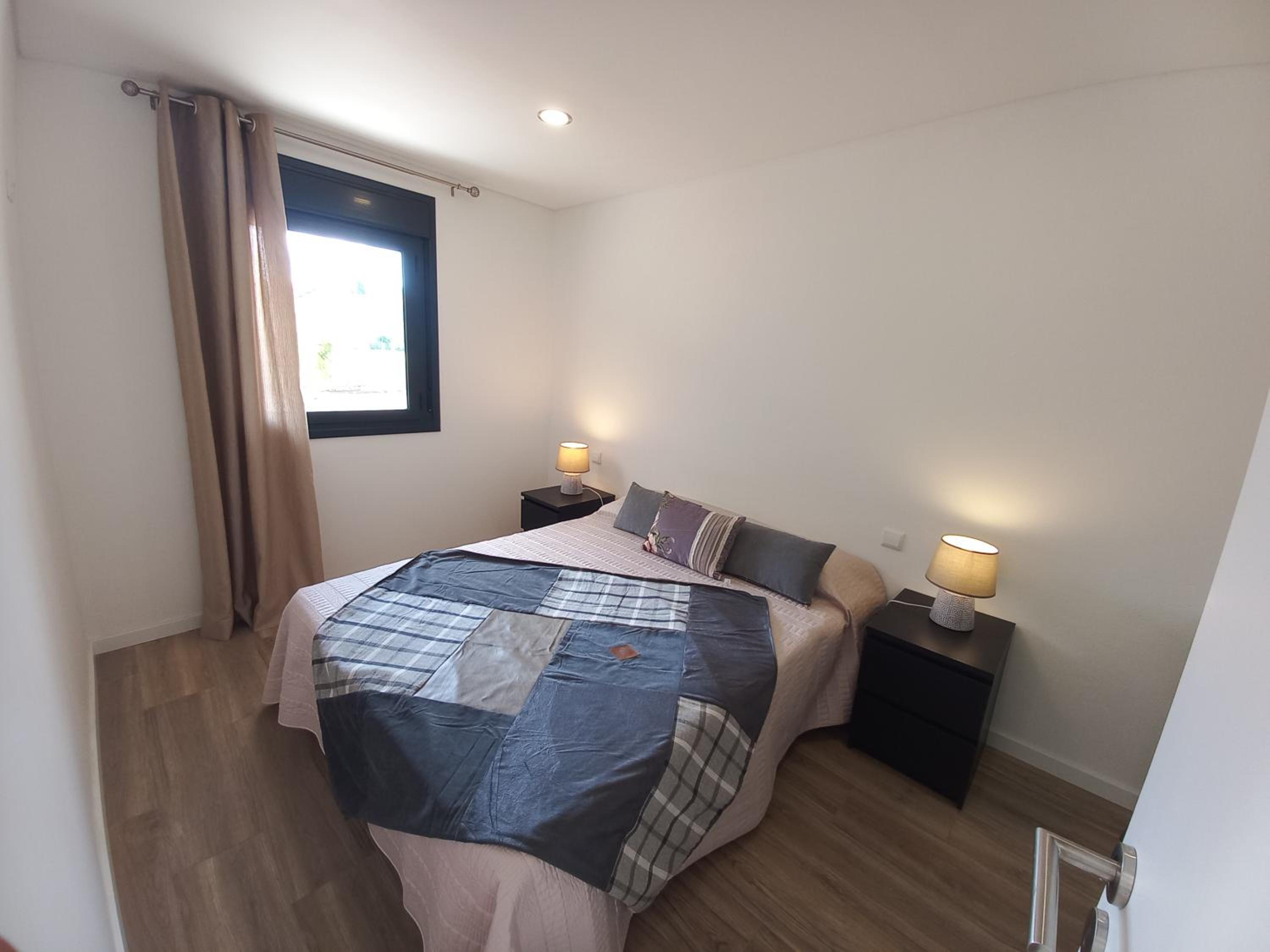 One-Bedroom Apartment - Photo 6