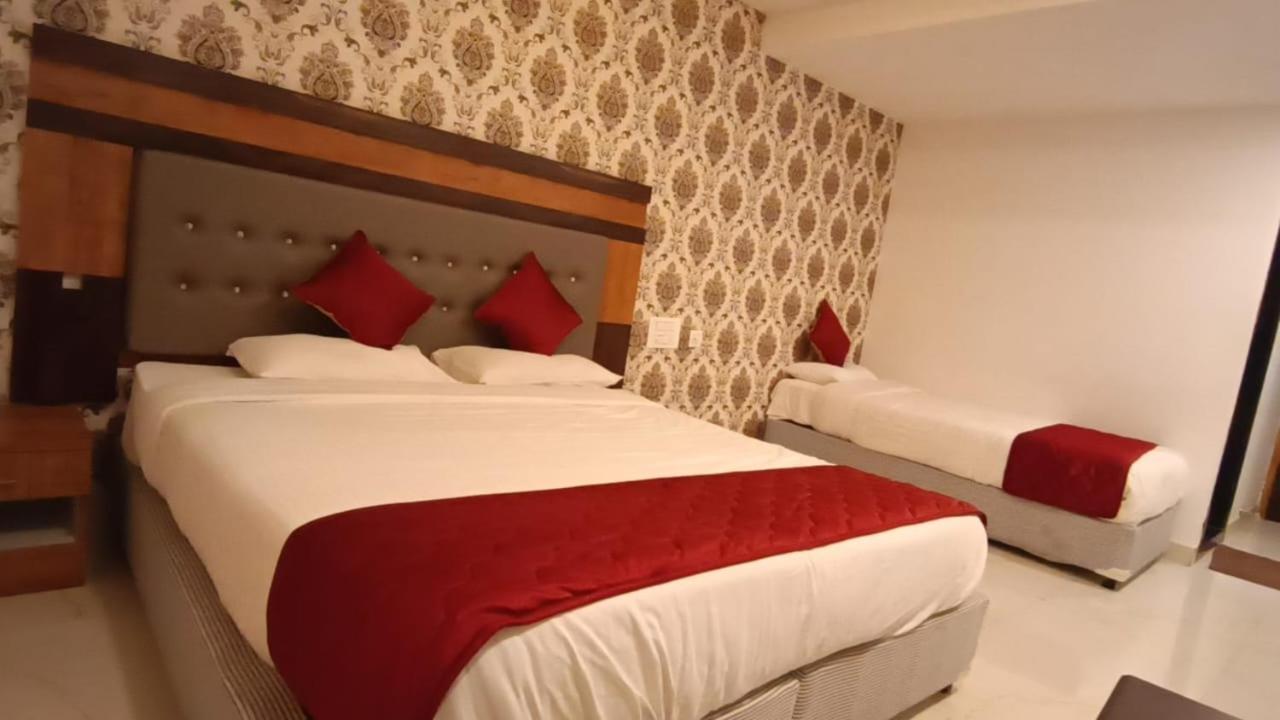Deluxe Triple Room - Photo 1