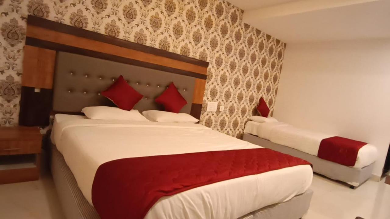 Deluxe Triple Room - Photo 2