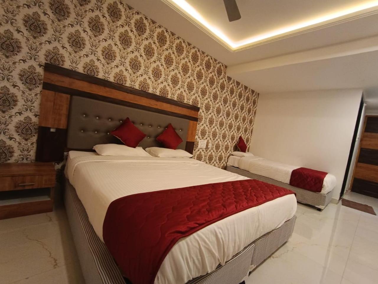 Deluxe Triple Room - Photo 3