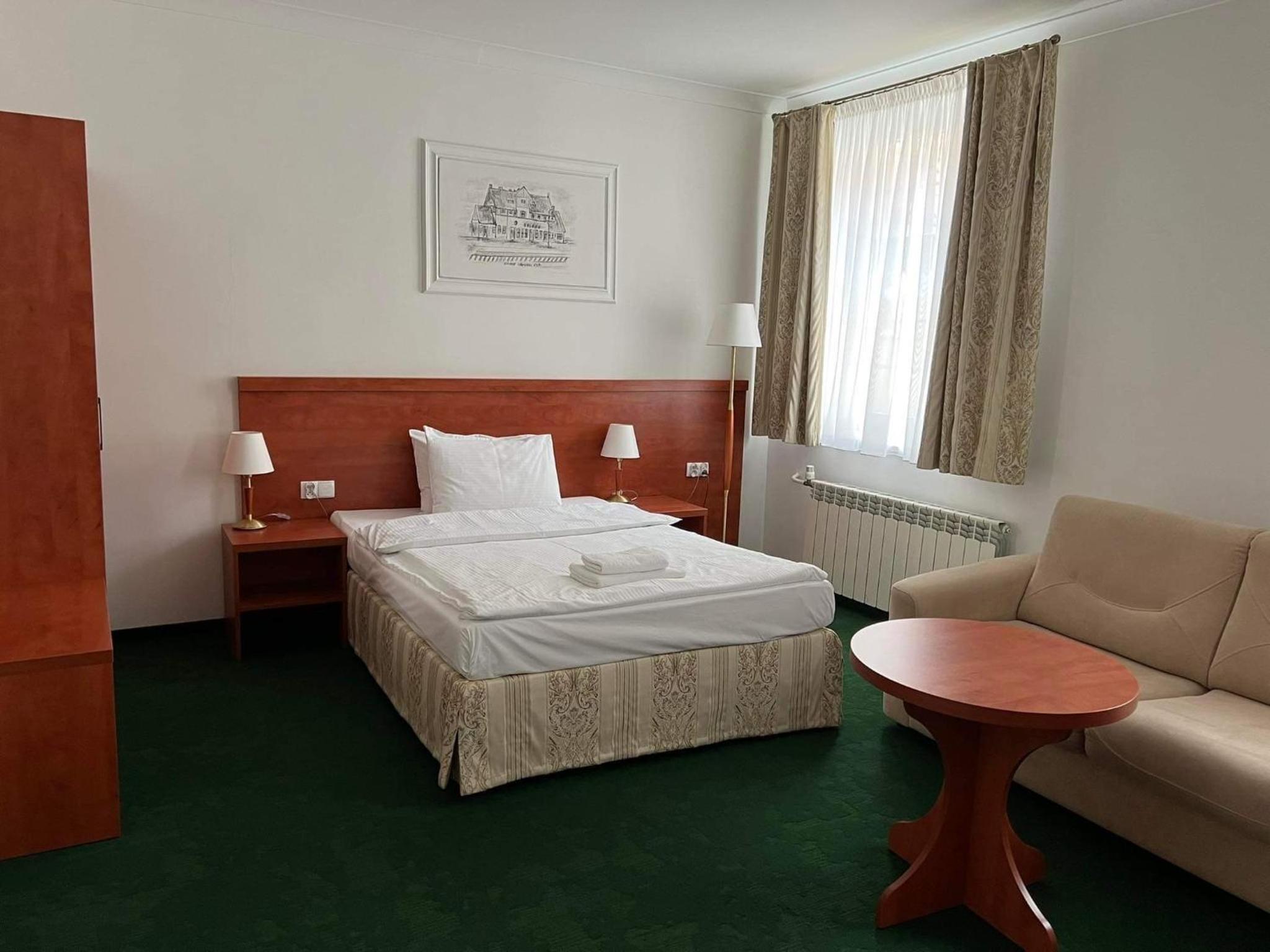 Double Room - Photo 1