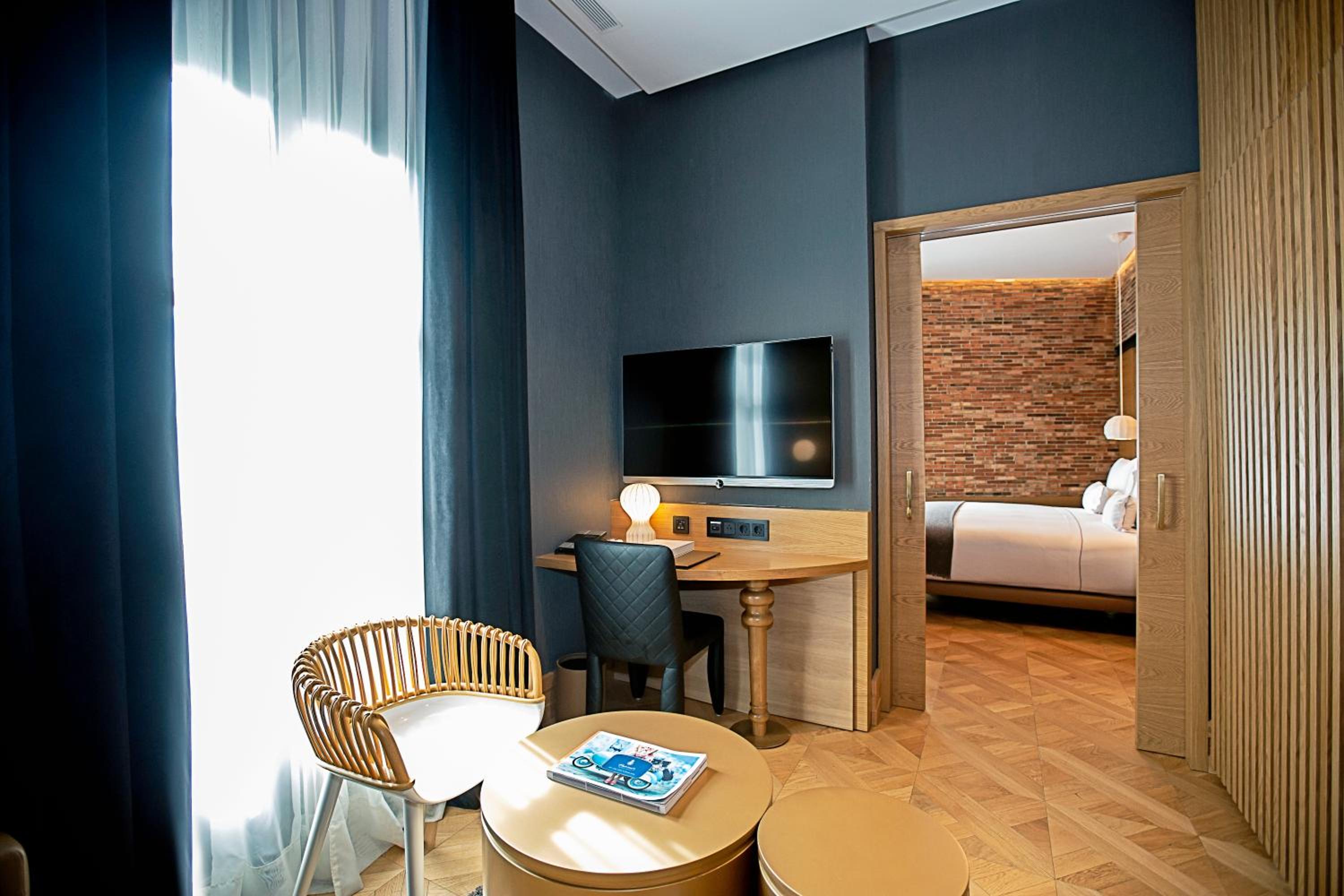 Penthouse Suite thumbnail 6