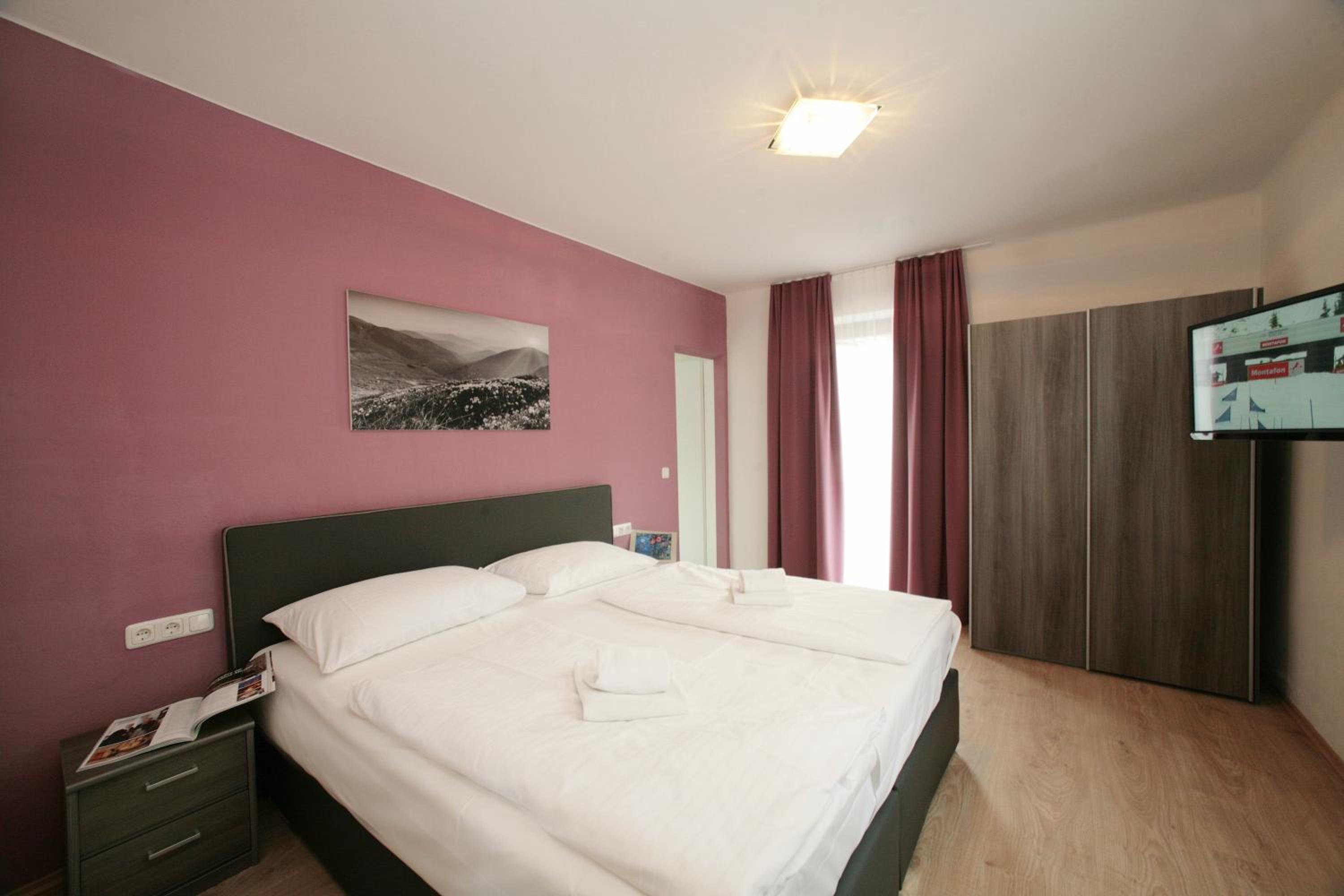 Standard Double Room with Balcony photo 2