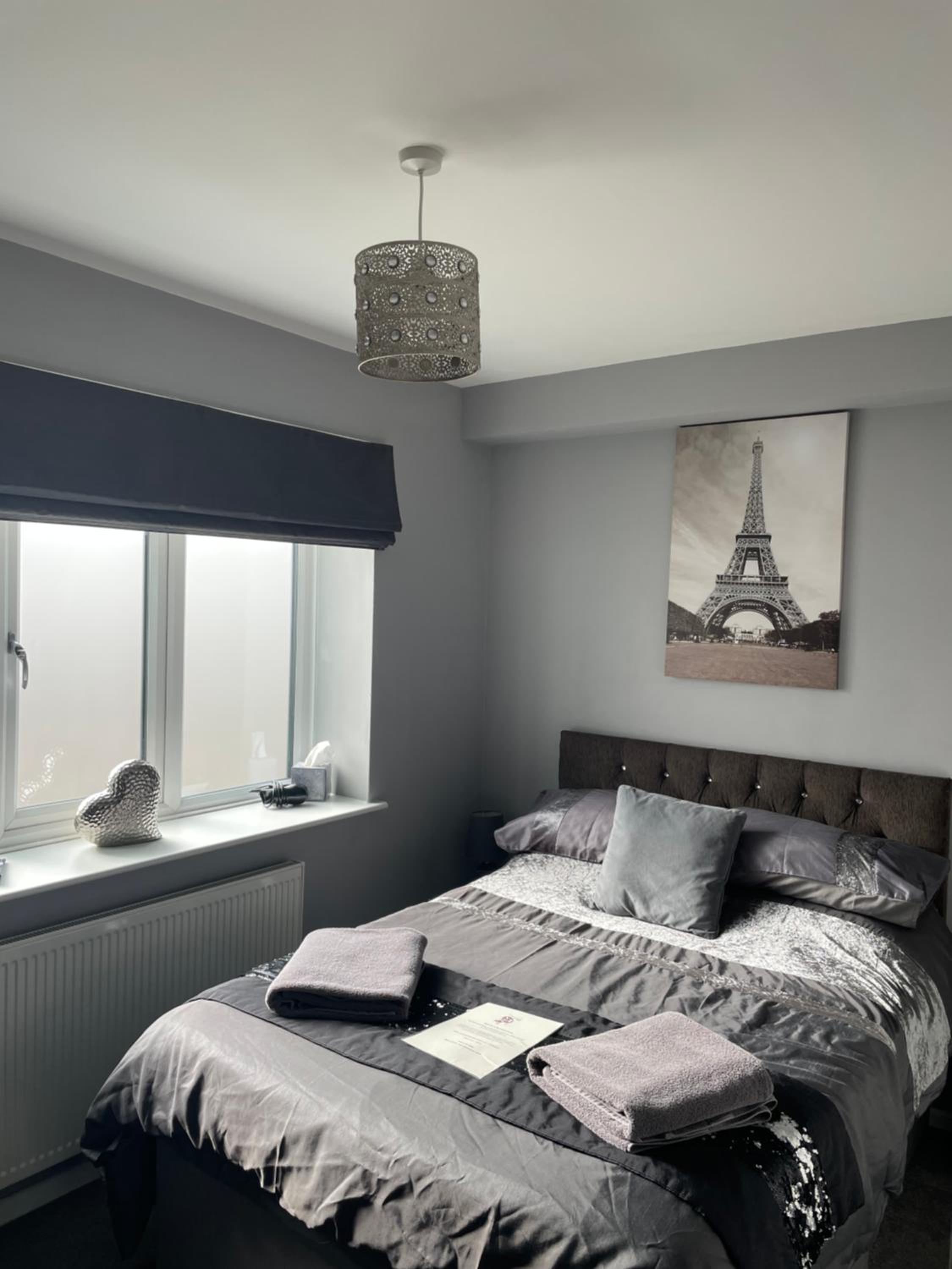 Deluxe Double Room with Shower - Photo 3