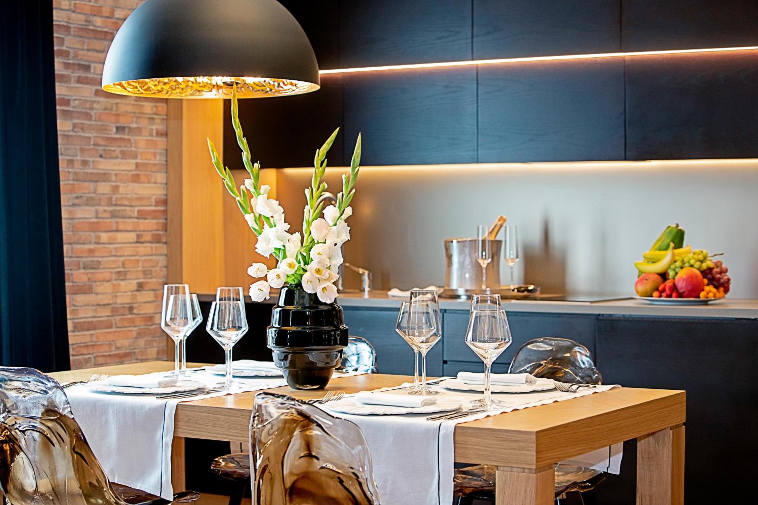 Superior Suite with City View