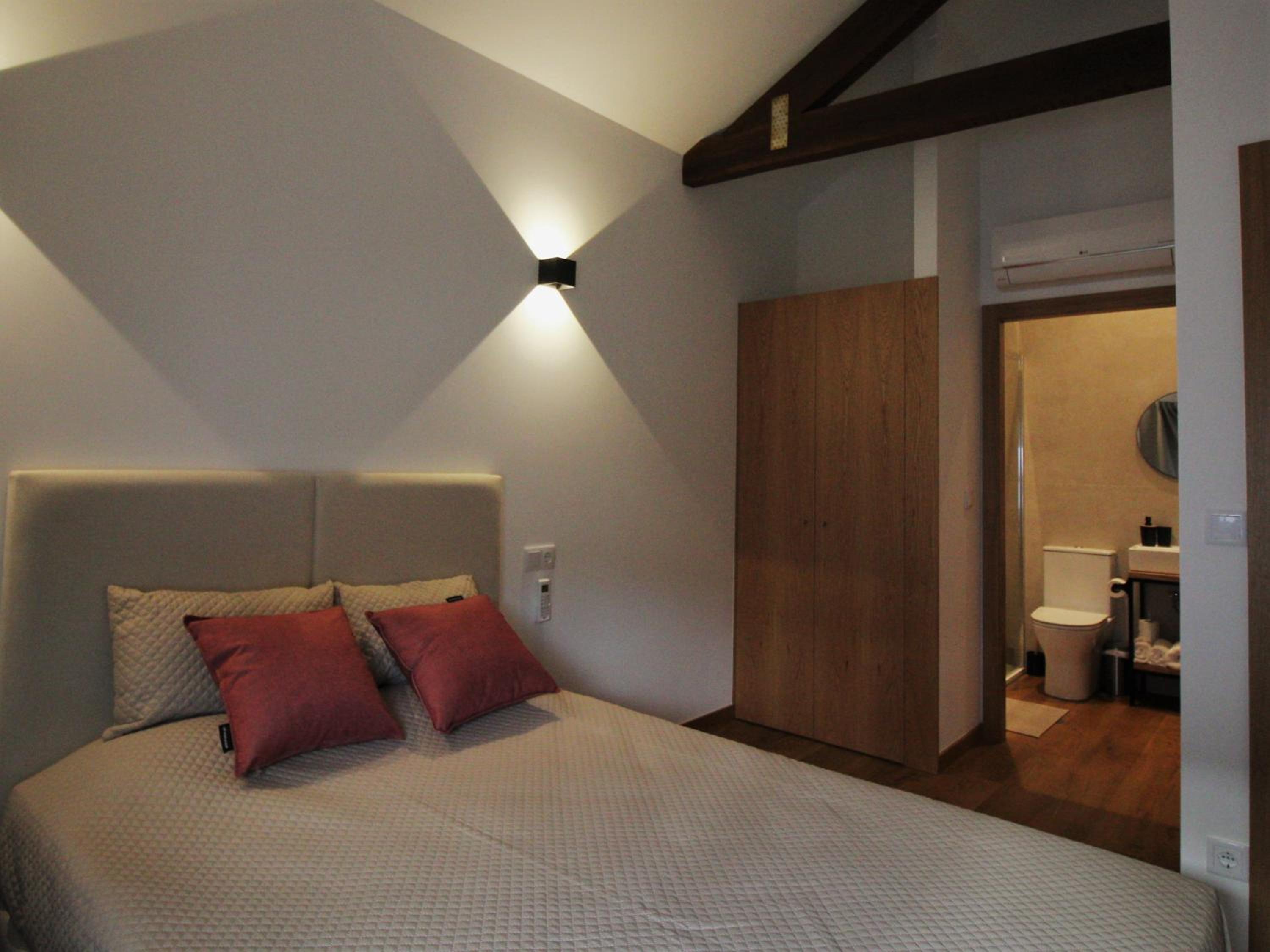 Double Room with Private Bathroom photo 1