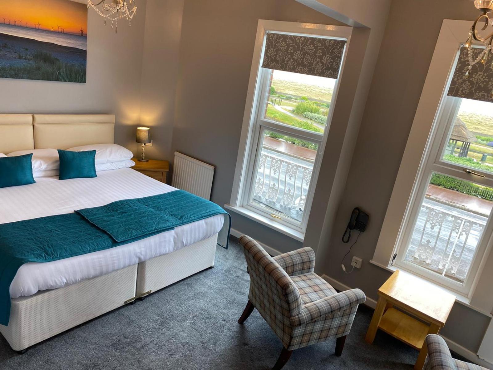 Deluxe Double Room with Sea View photo 3