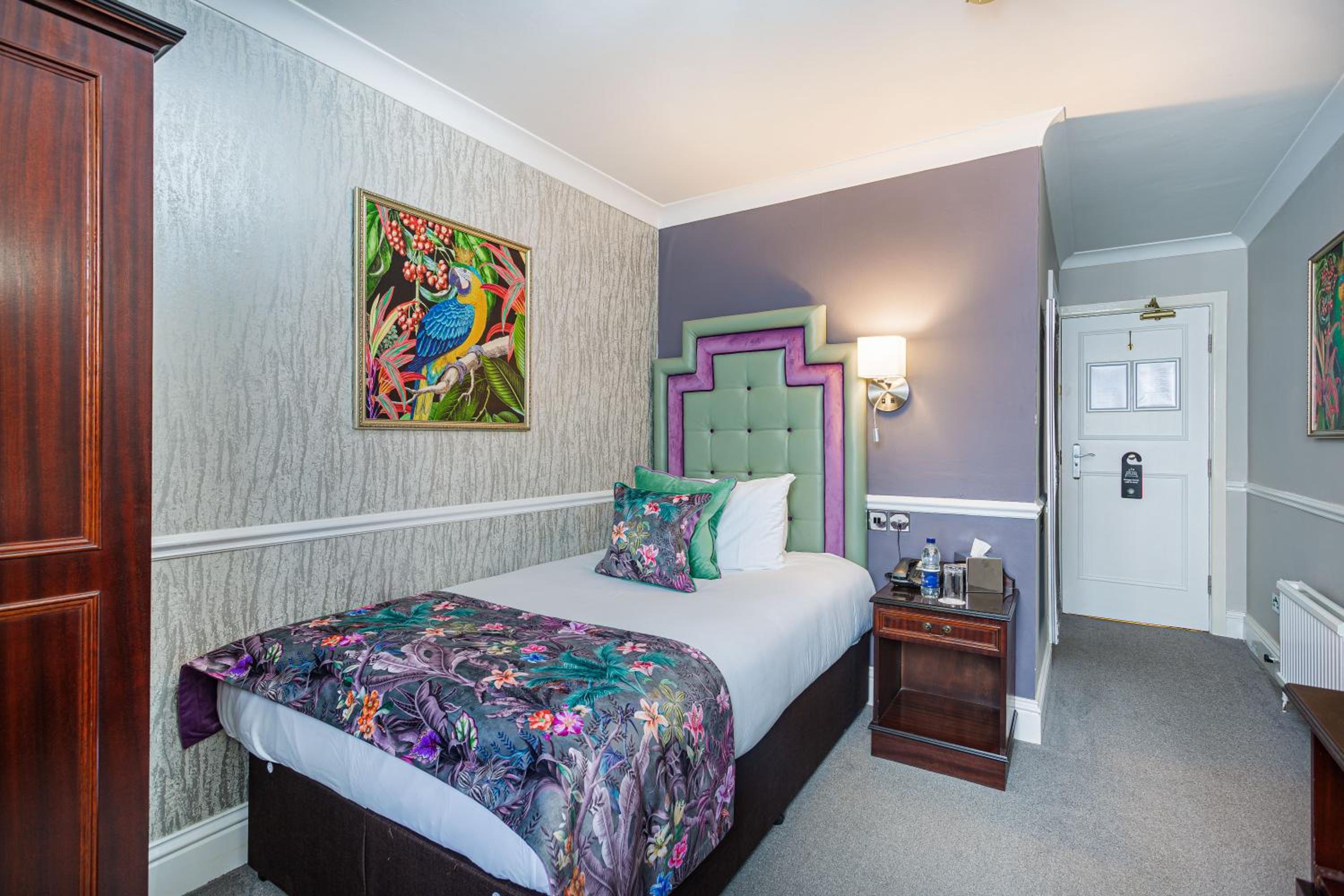 Single Room photo 1