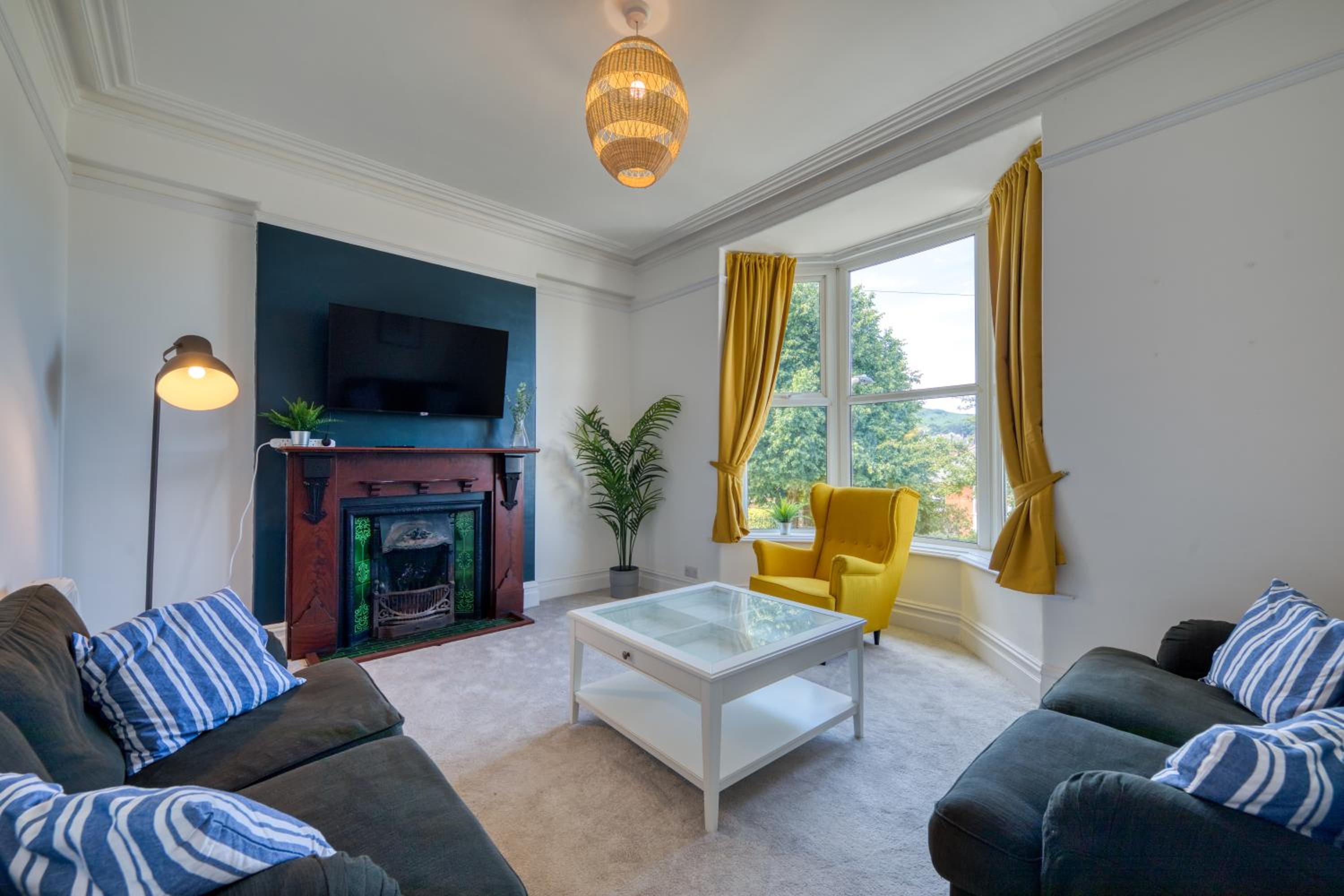 Four-Bedroom House photo 1