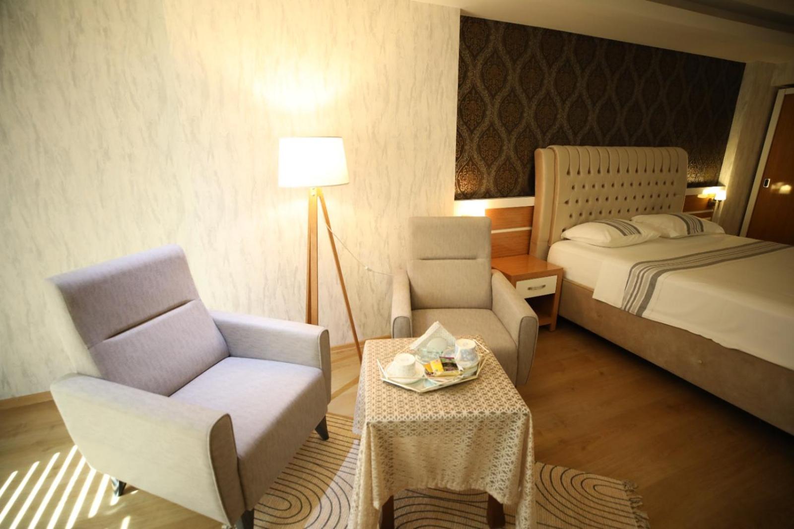 Standard Double Room photo 2