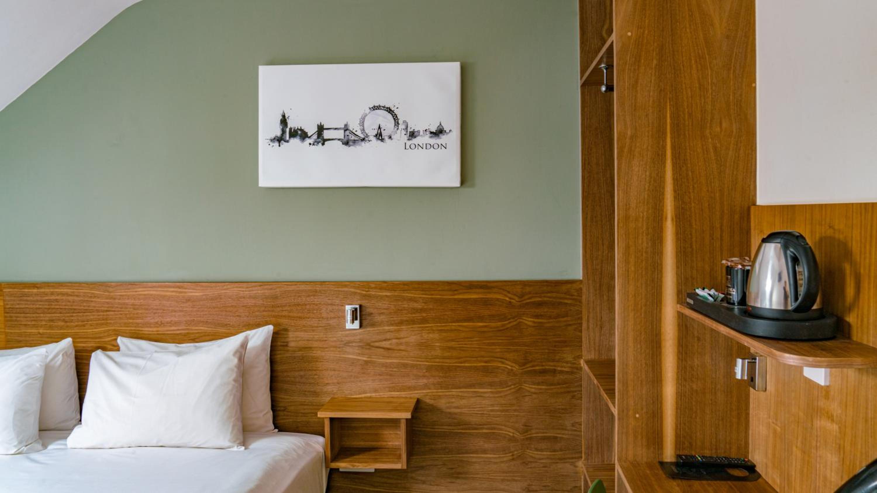 Premium Double Room photo 2