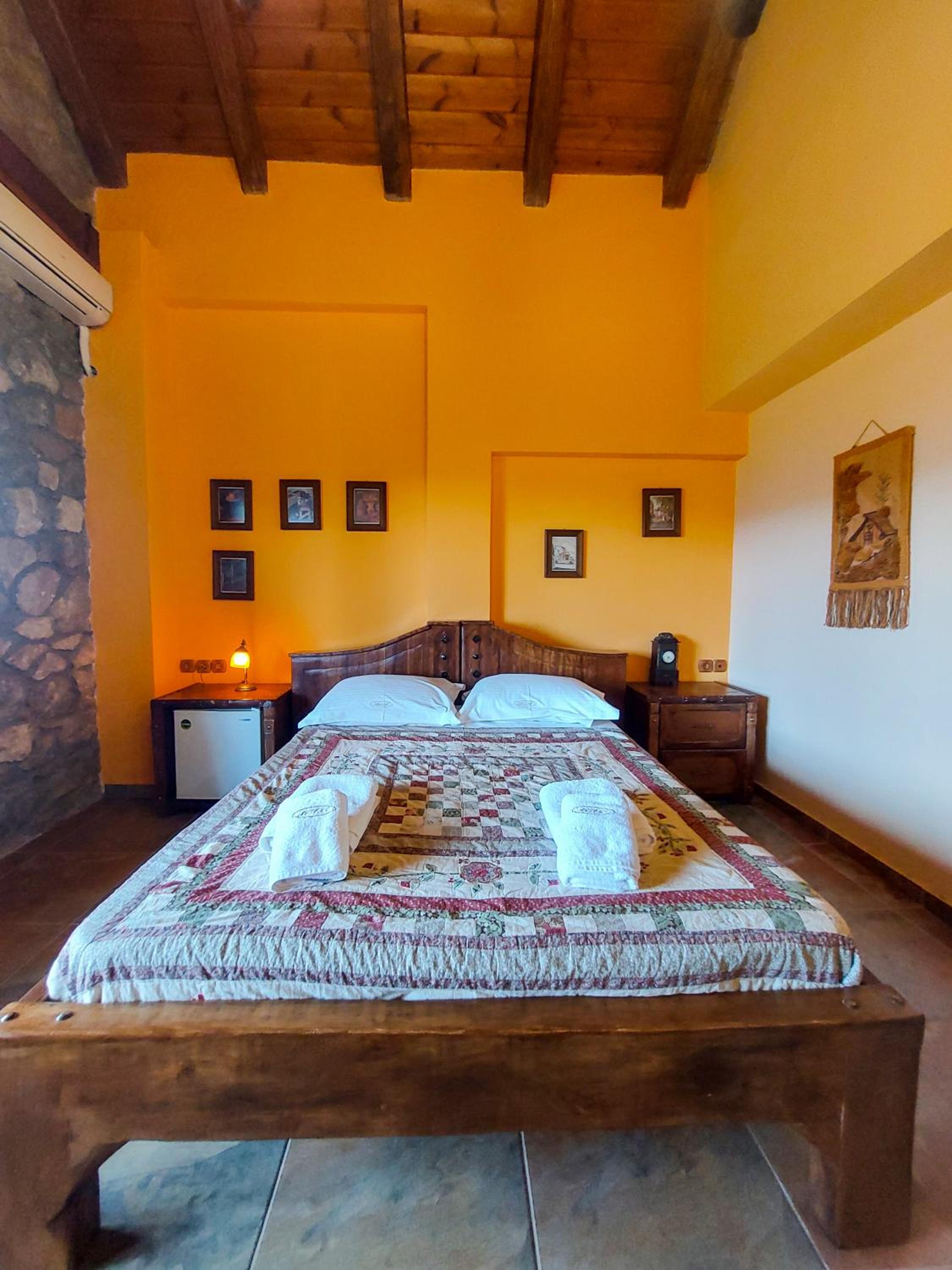 Deluxe Double Room with Fireplace photo 3