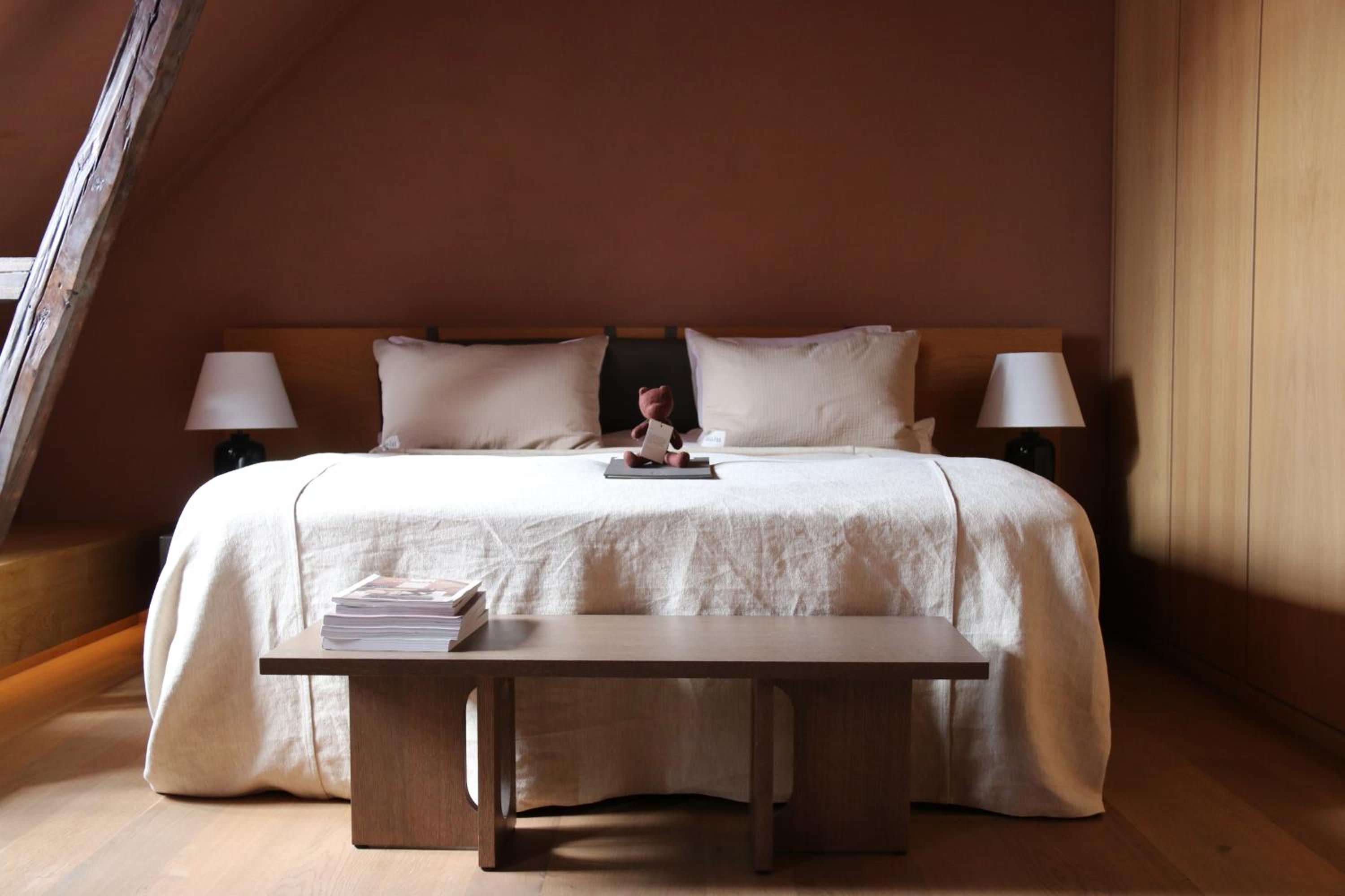 Room 8 - Comfort Room photo 1