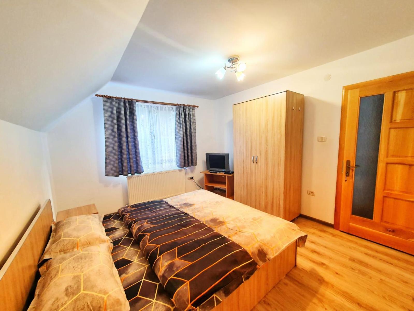 Four-Bedroom House - Photo 4