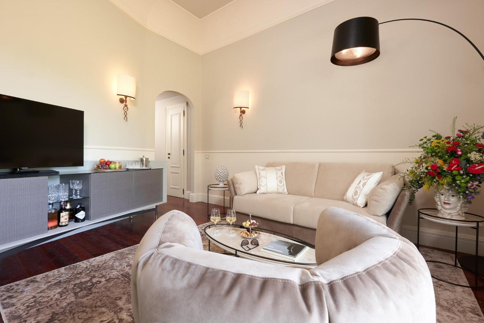 Suite with Garden View - Photo 4