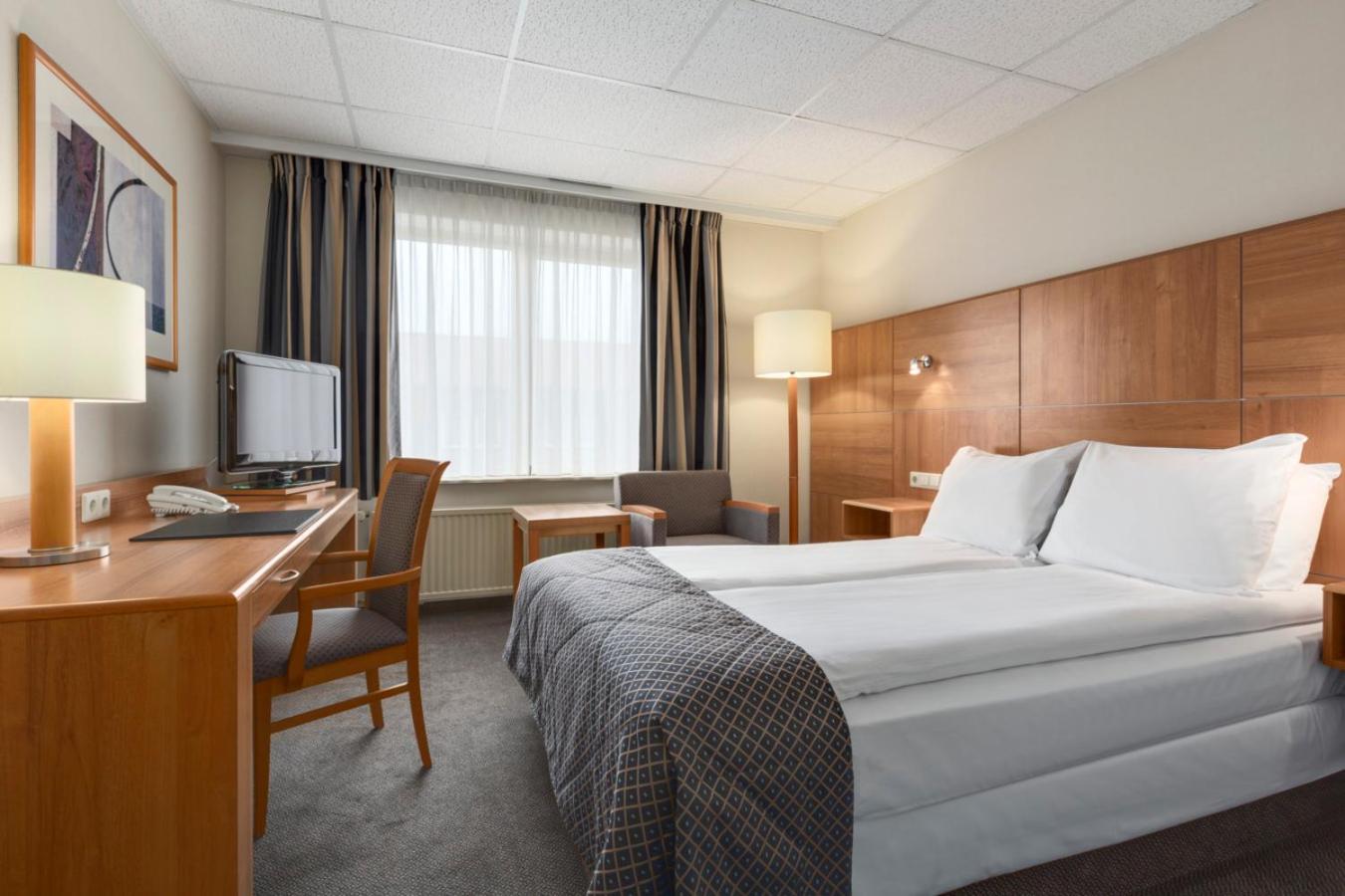 Standard Double or Twin Room - Photo 4