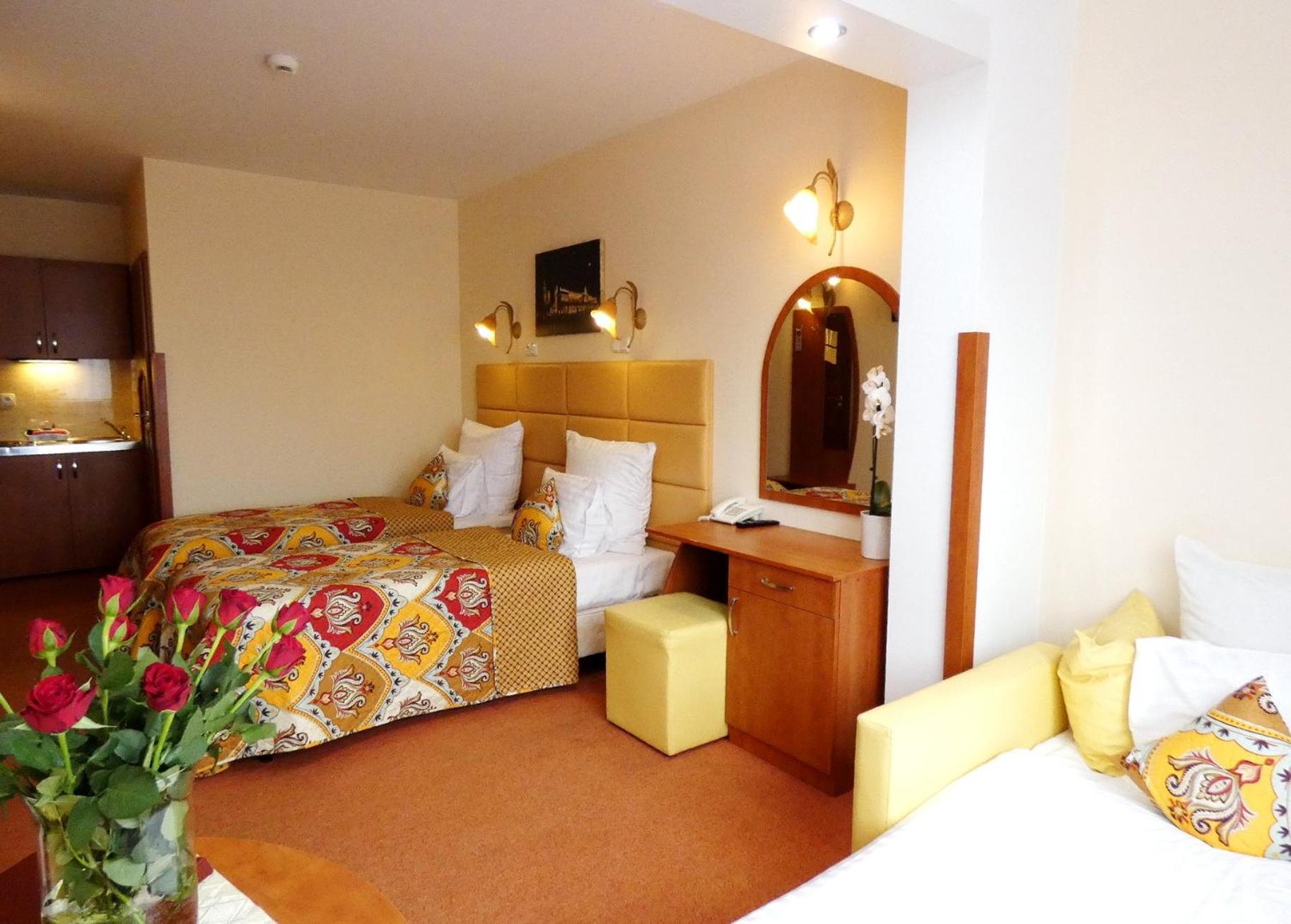 Superior Triple Room - Photo 22