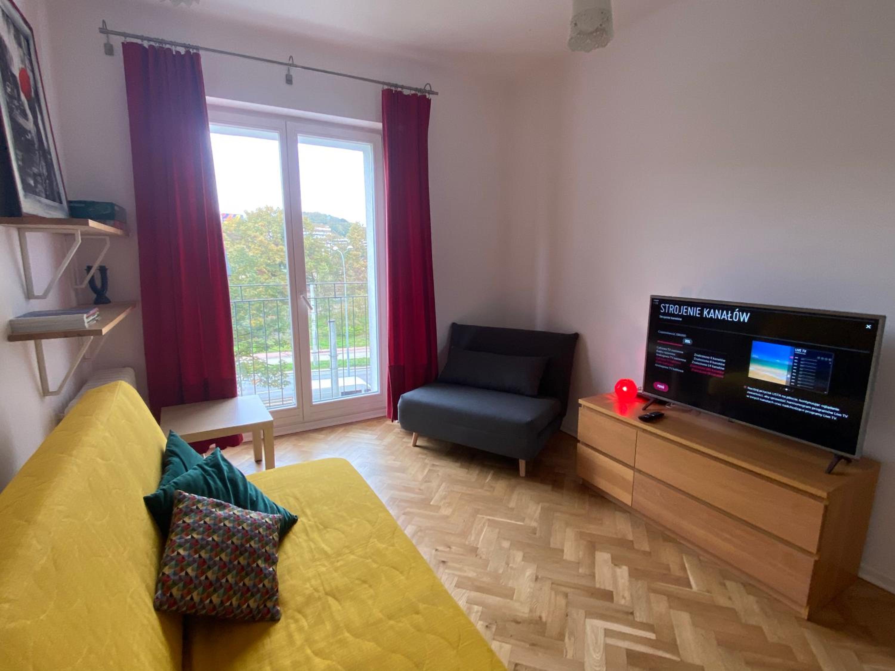 One-Bedroom Apartment photo 2
