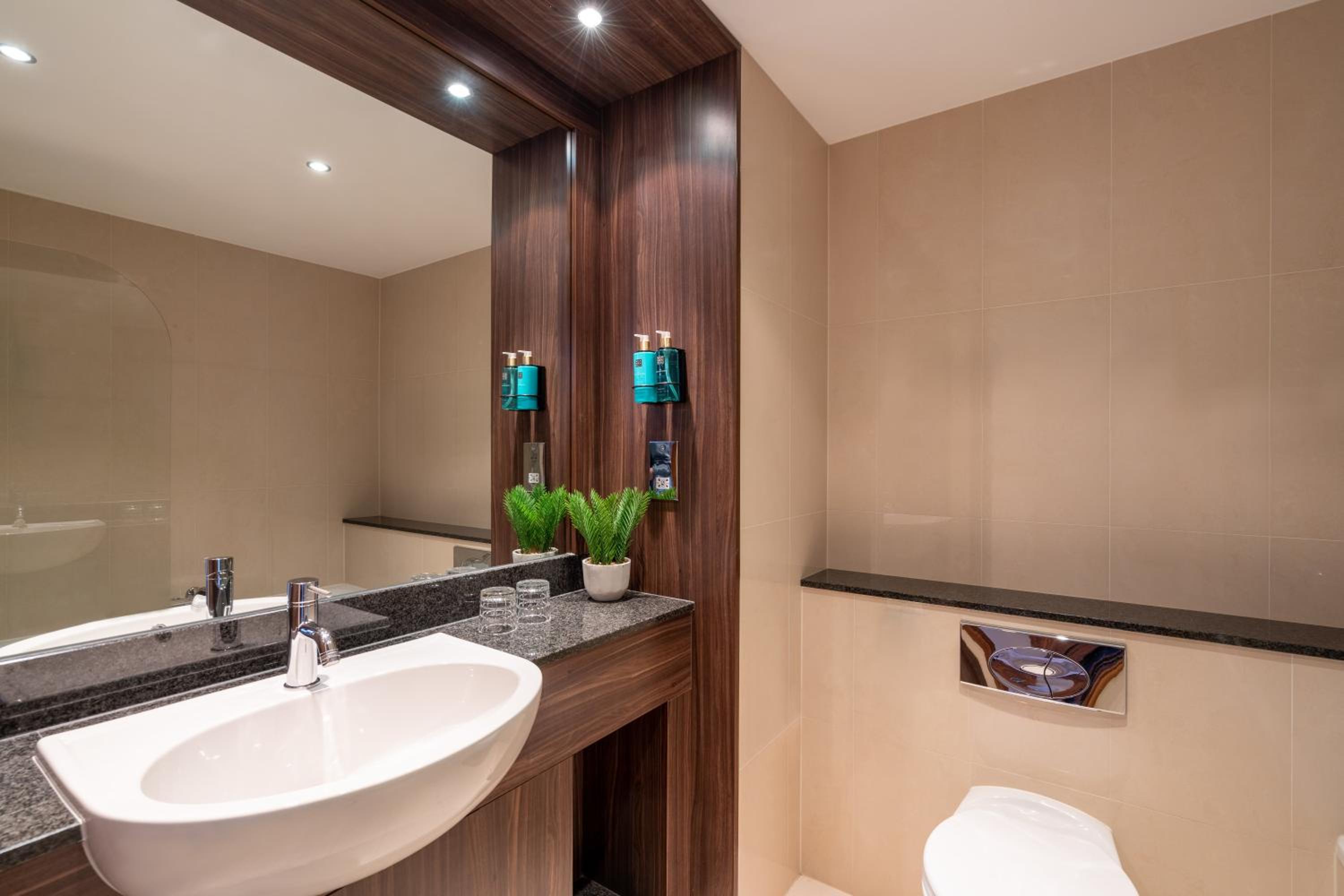 Superior Double Room - Photo 2