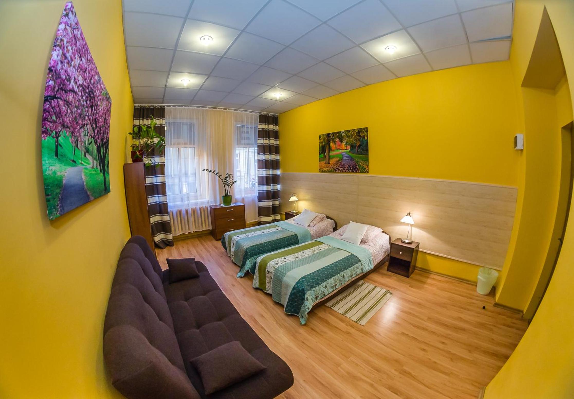 Triple Room with City View - Photo 8
