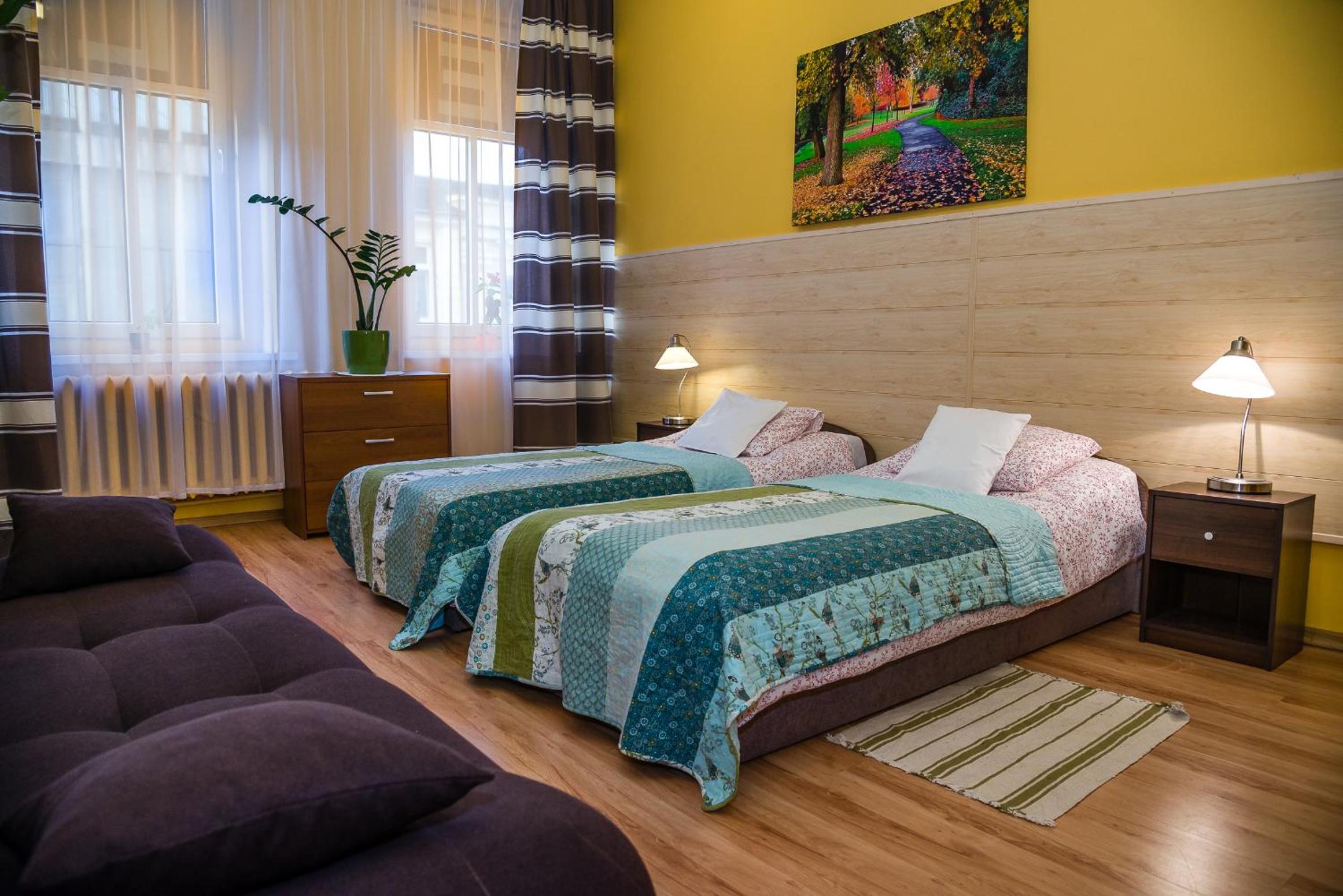 Triple Room with City View - Photo 3