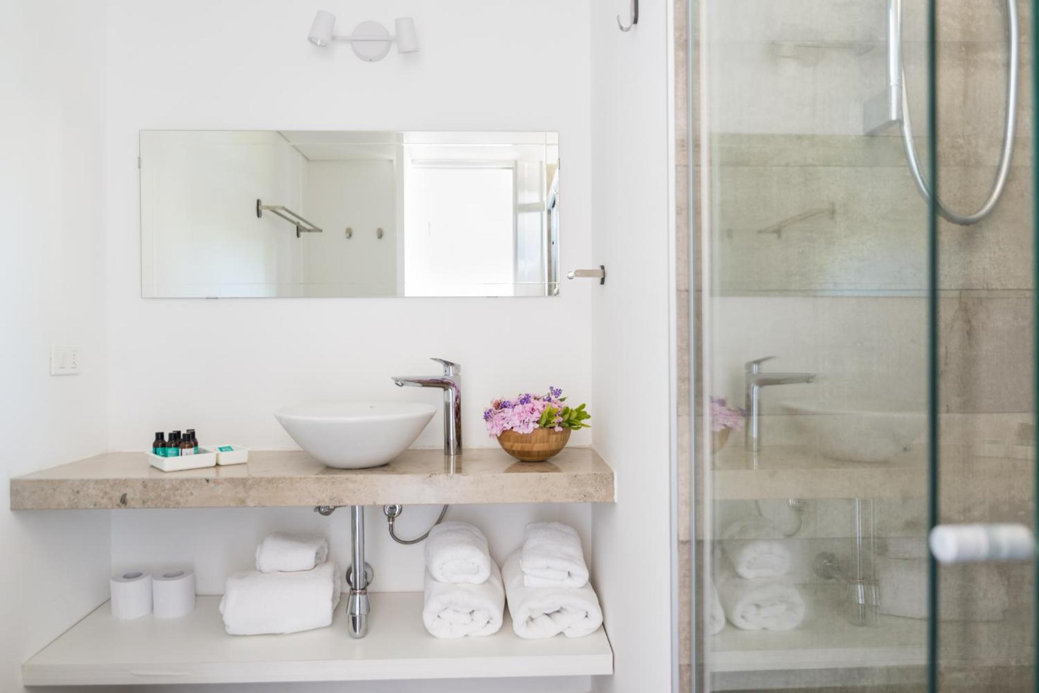 Master Suite with Sea View - Adults Only photo 2