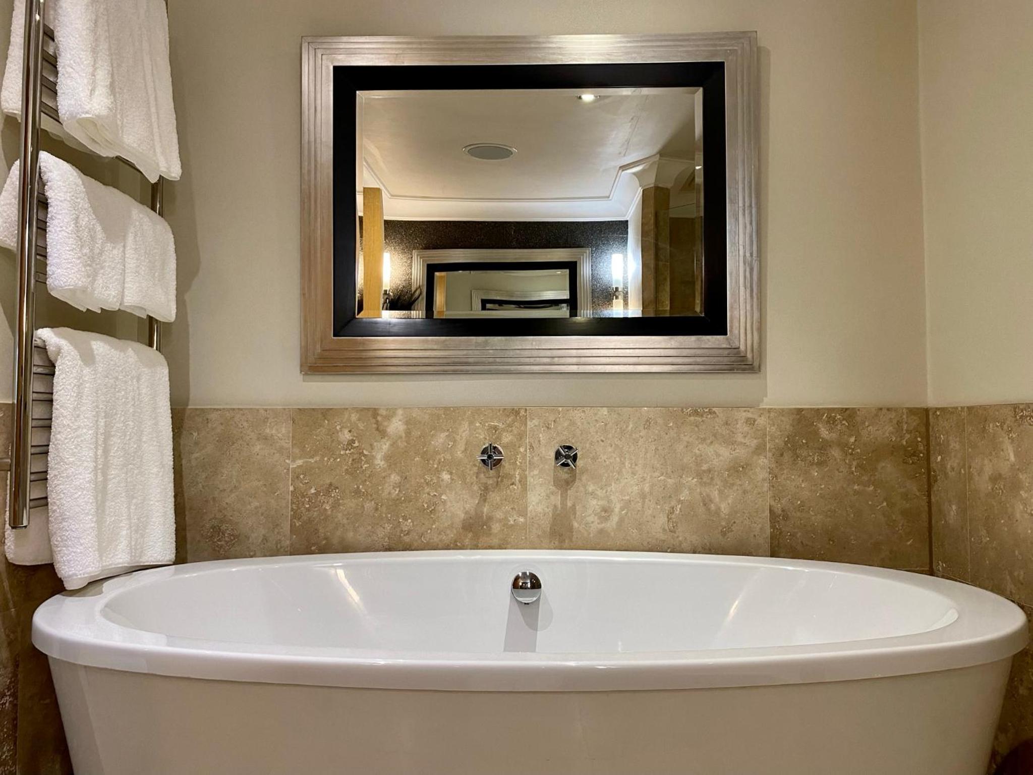 Junior Suite - Photo 11
