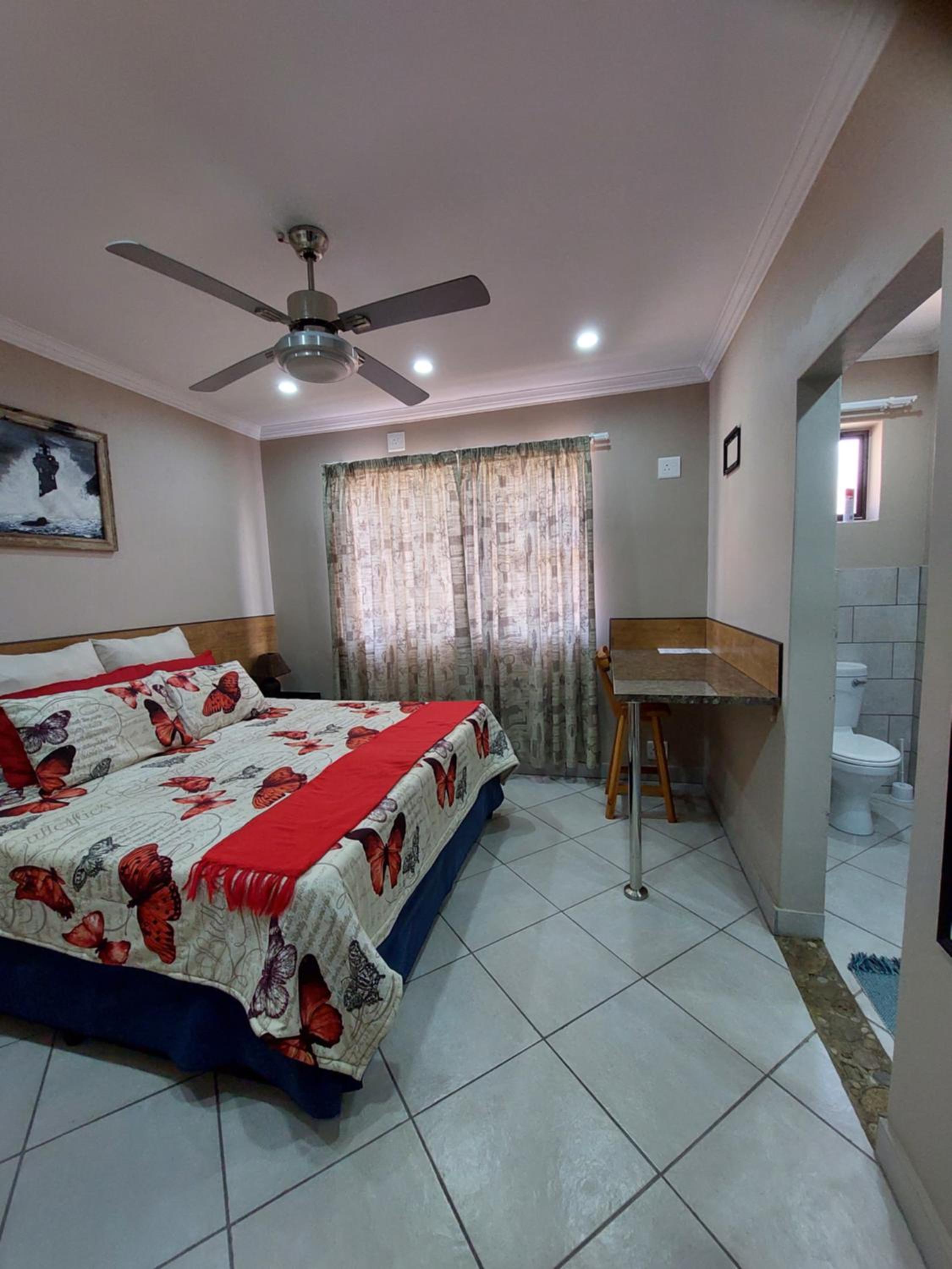 Apartment - Ground Floor - Photo 1