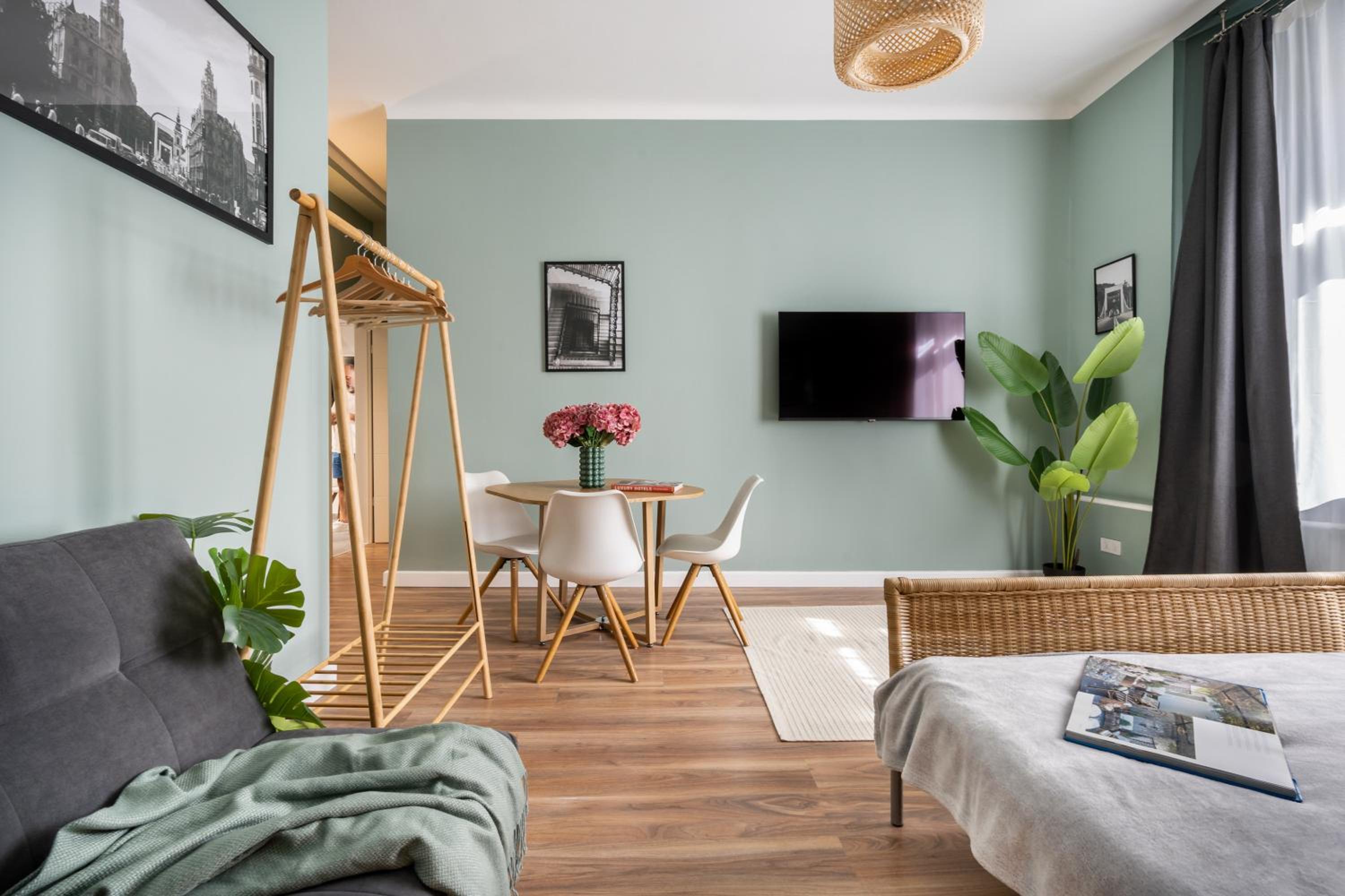 Two-Bedroom Apartment - Photo 25