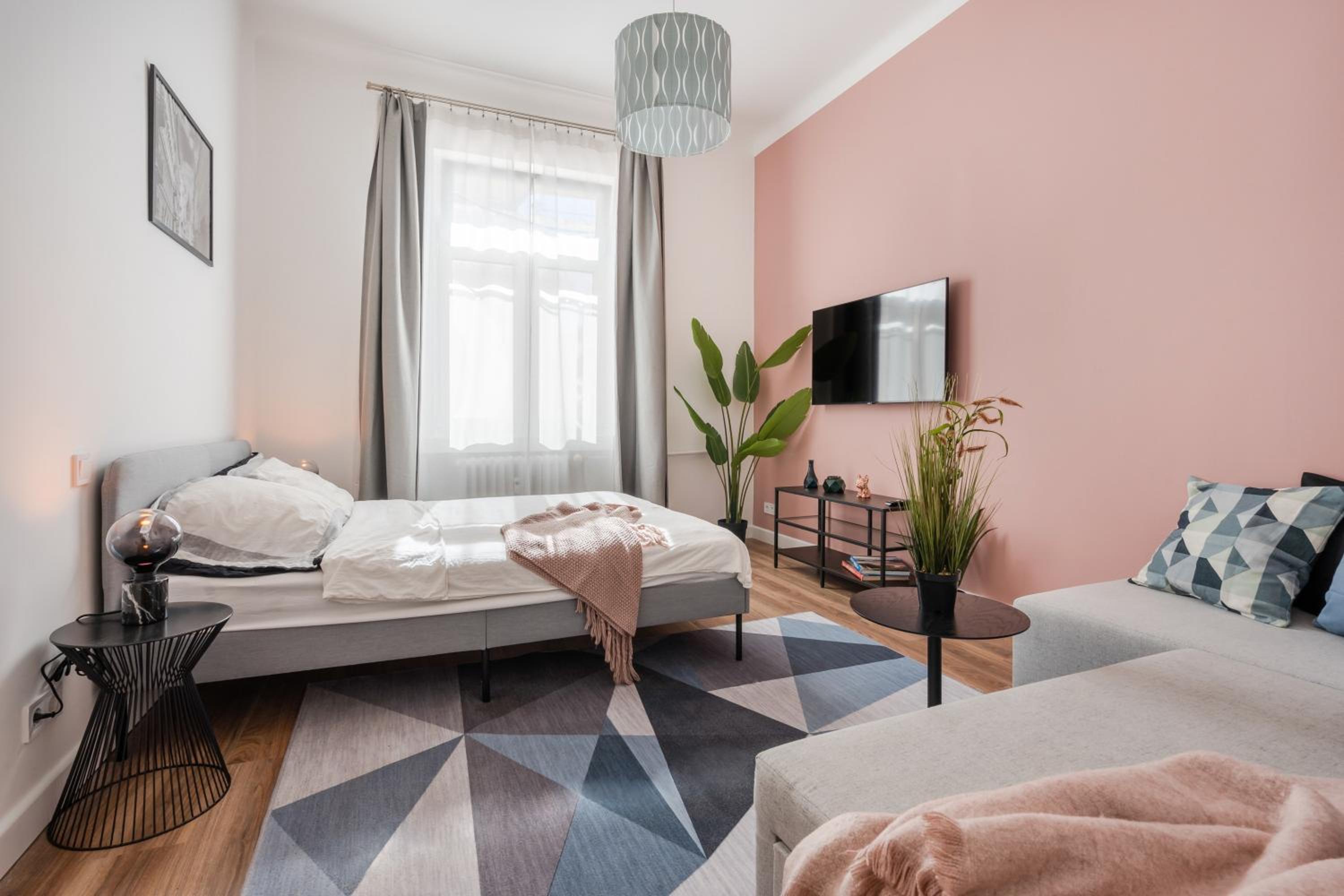 Two-Bedroom Apartment - Photo 30