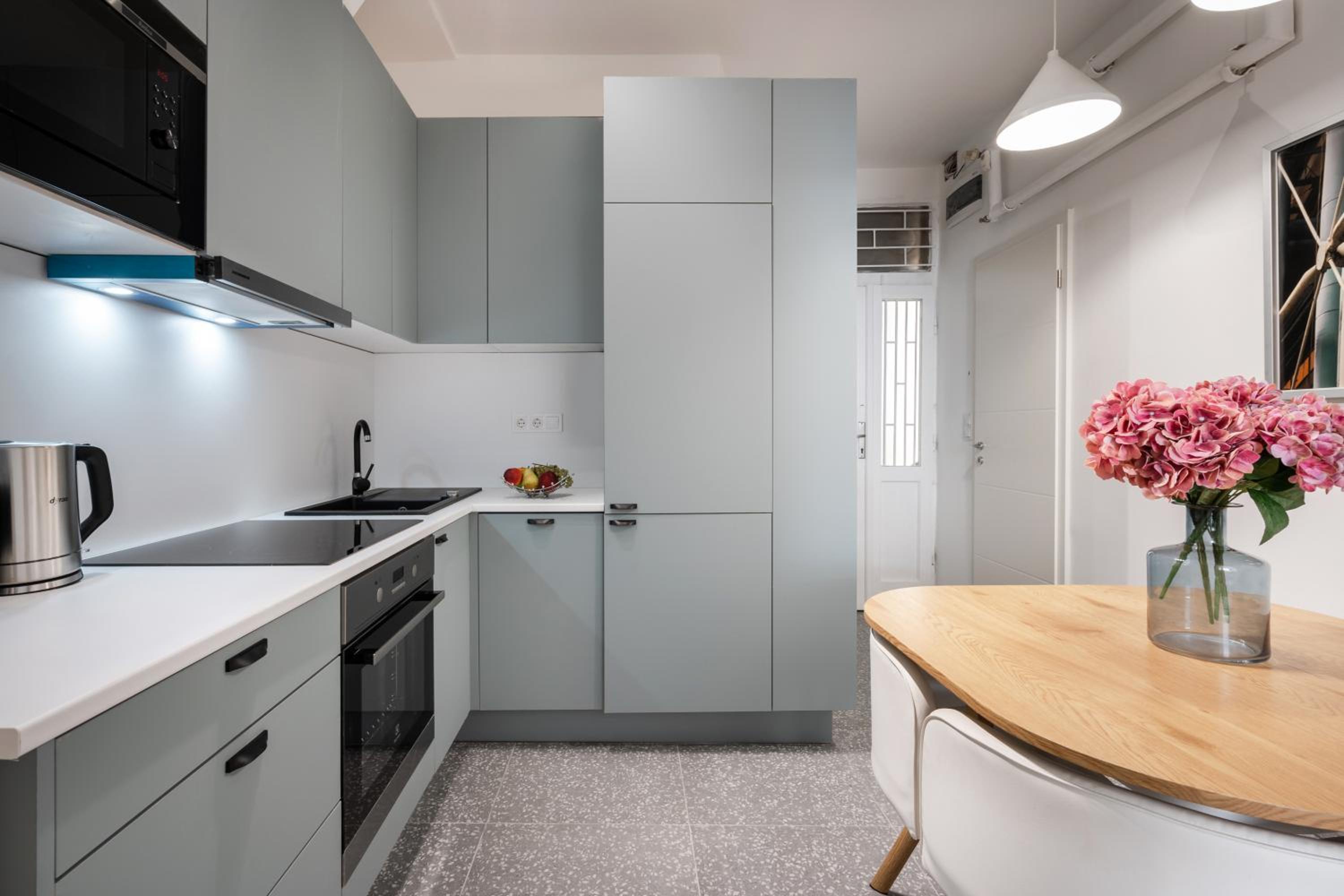 Two-Bedroom Apartment - Photo 14