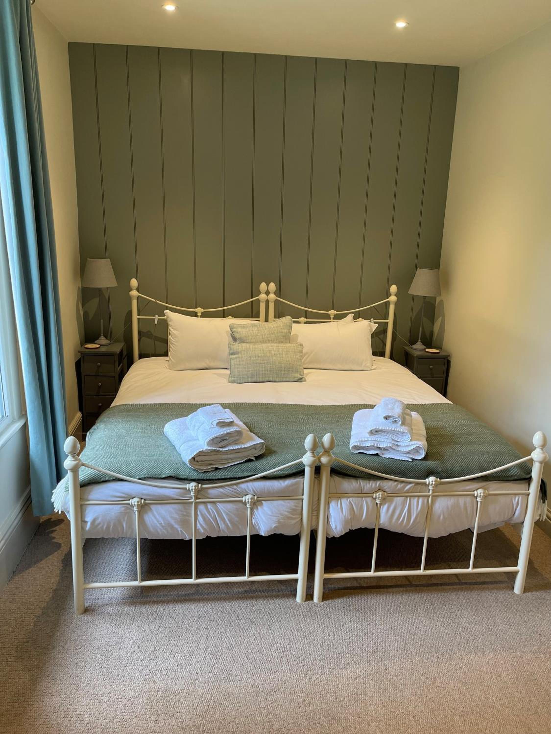 Twin Room Ensuite photo 2
