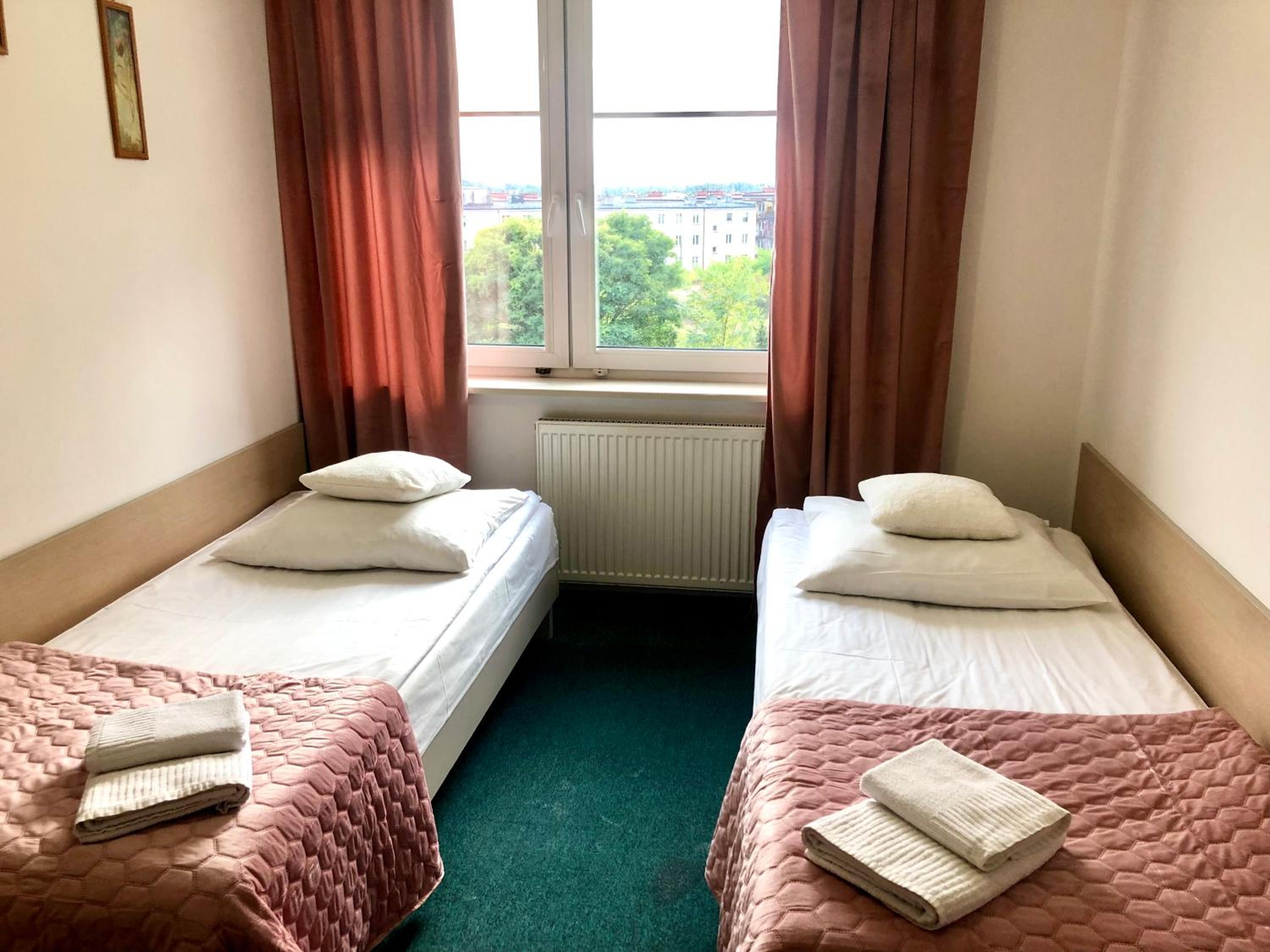Twin Room - Photo 85