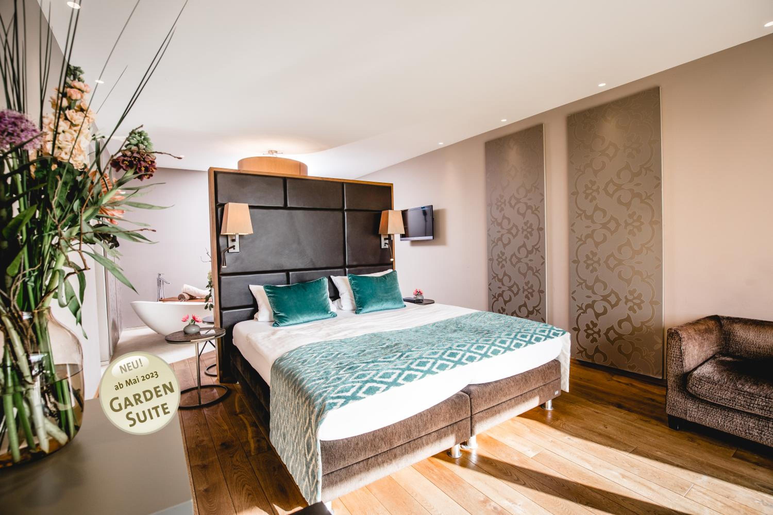 Junior Suite Chalet Garden with Whirlpool - Photo 1