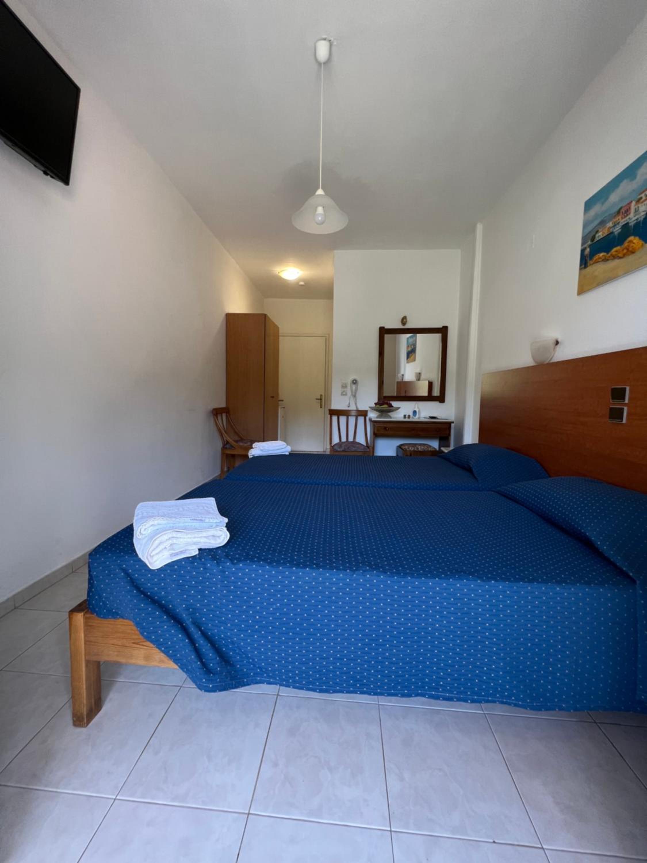 Standard Double or Twin Room with Sea View - Photo 58