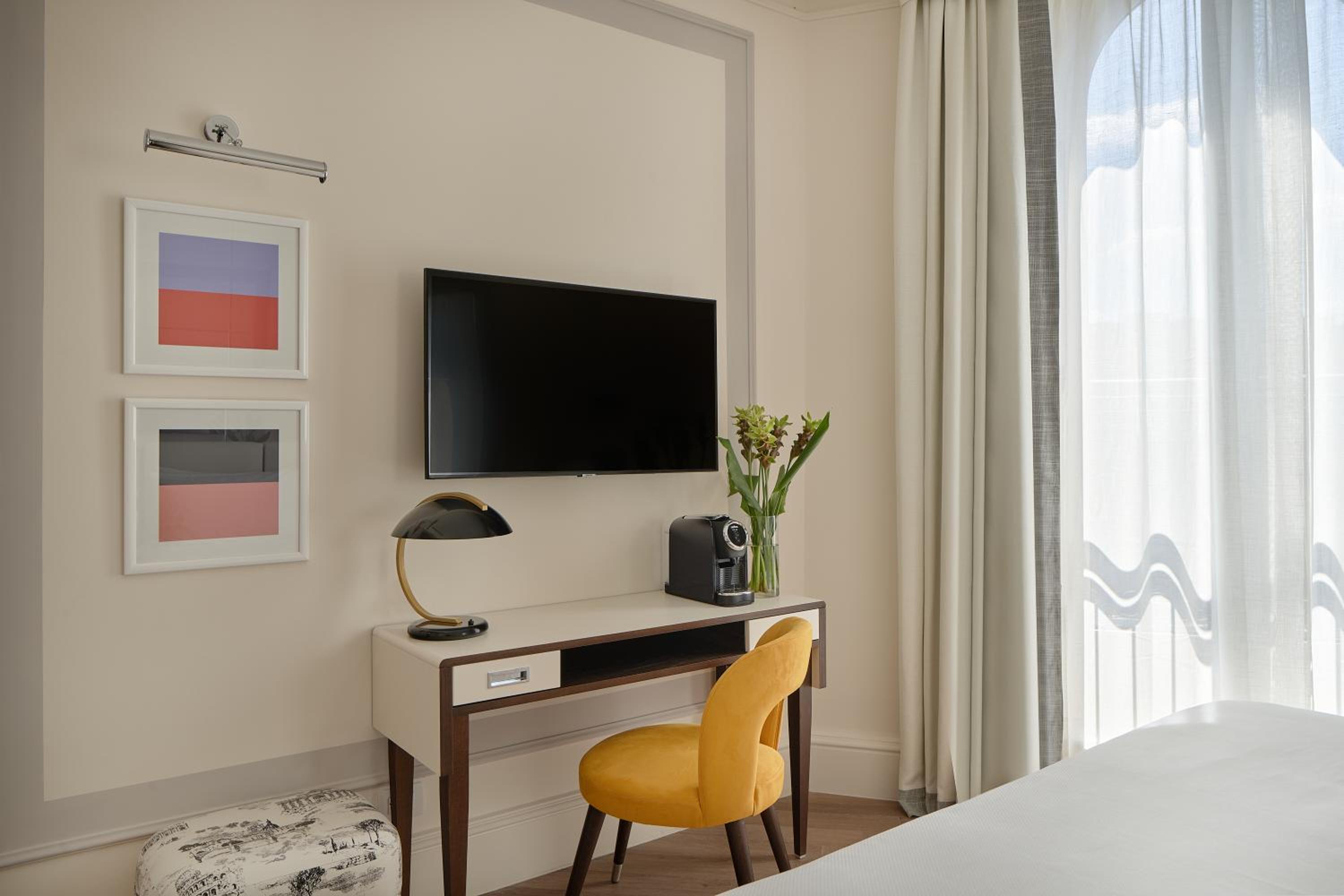 Deluxe Double Room Single Use