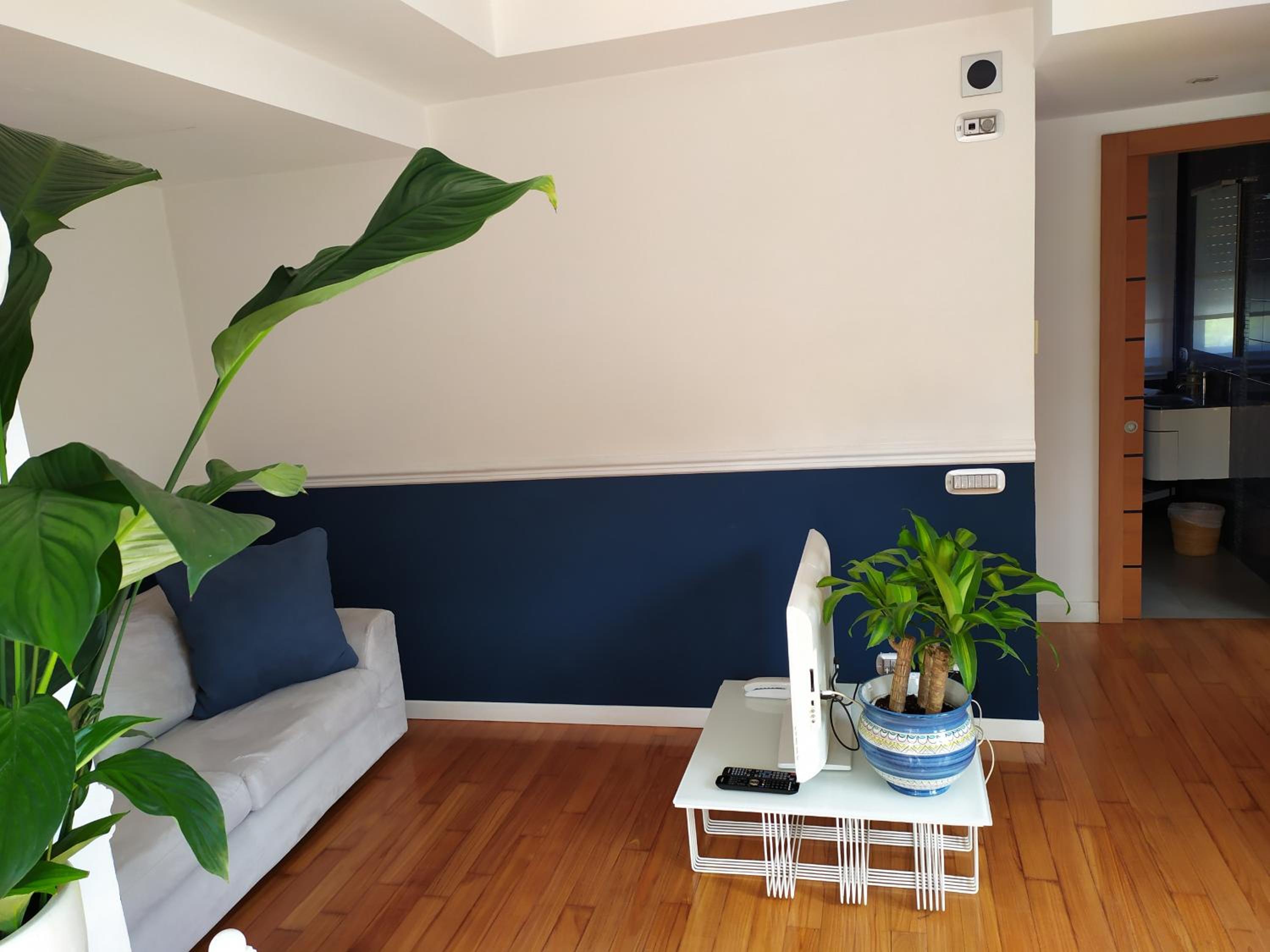 One-Bedroom Apartment (2-4 Adults) with Terrace photo 3