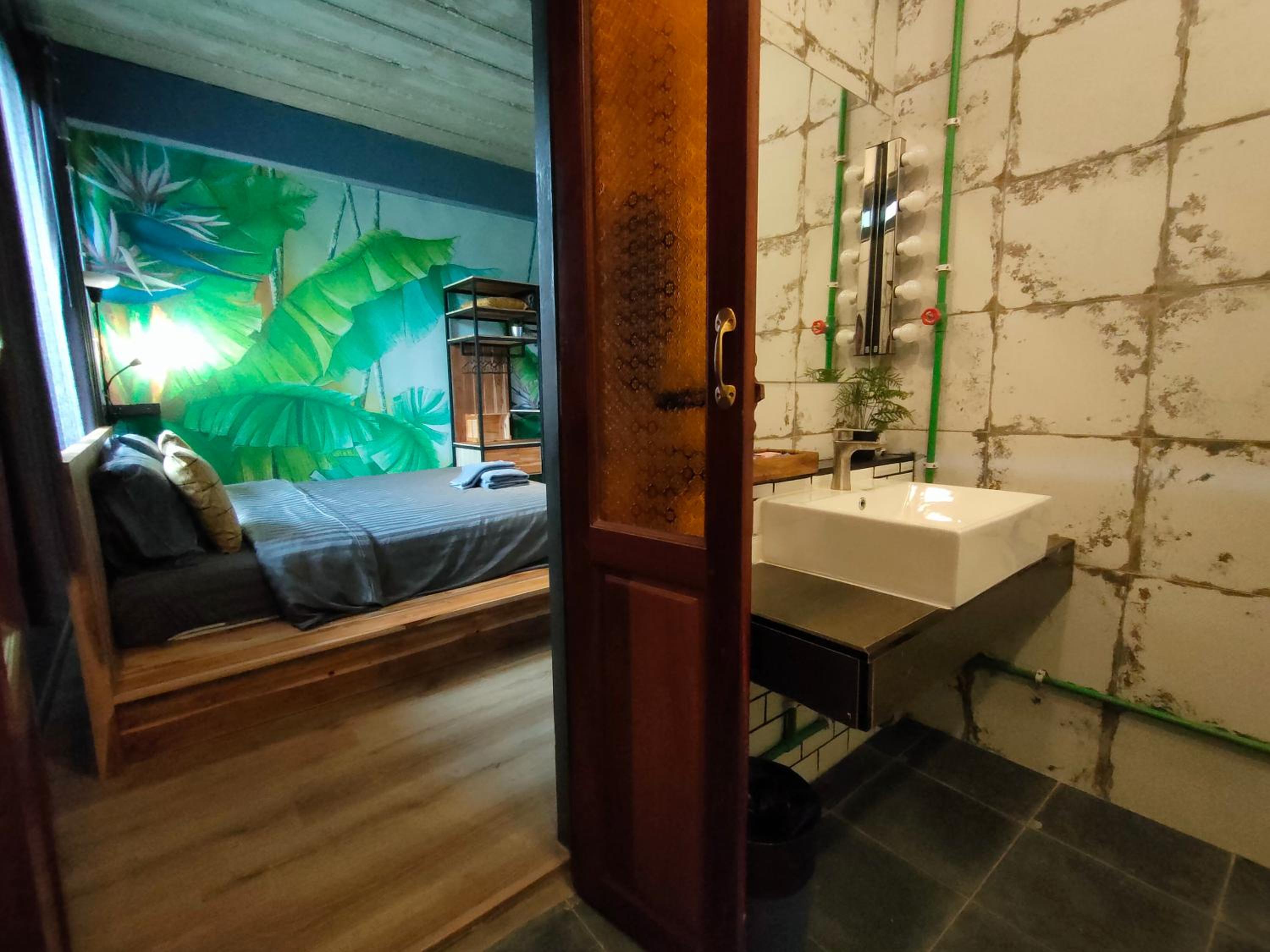 Standard Double Room - Photo 4
