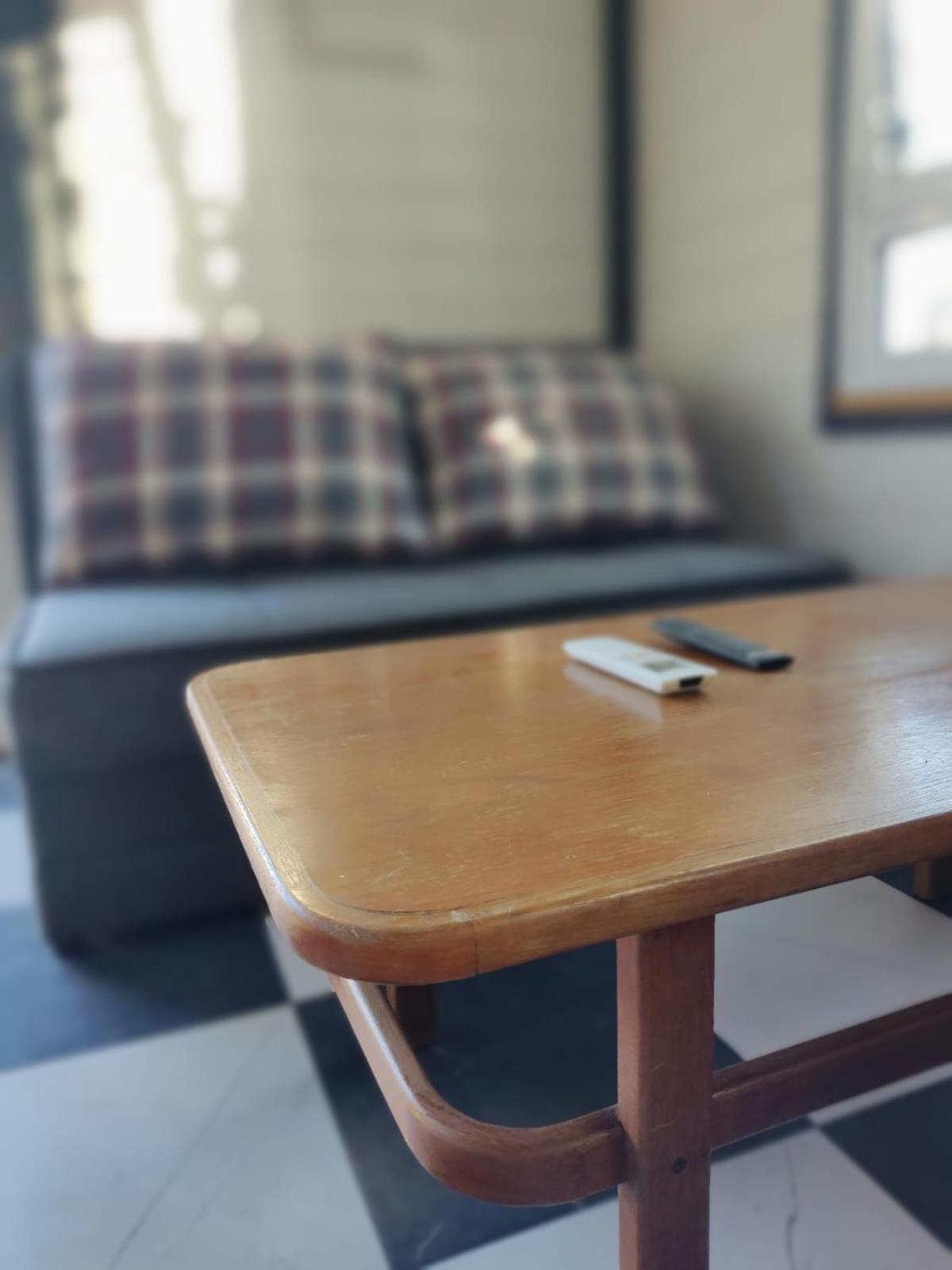 One-Bedroom House photo 1