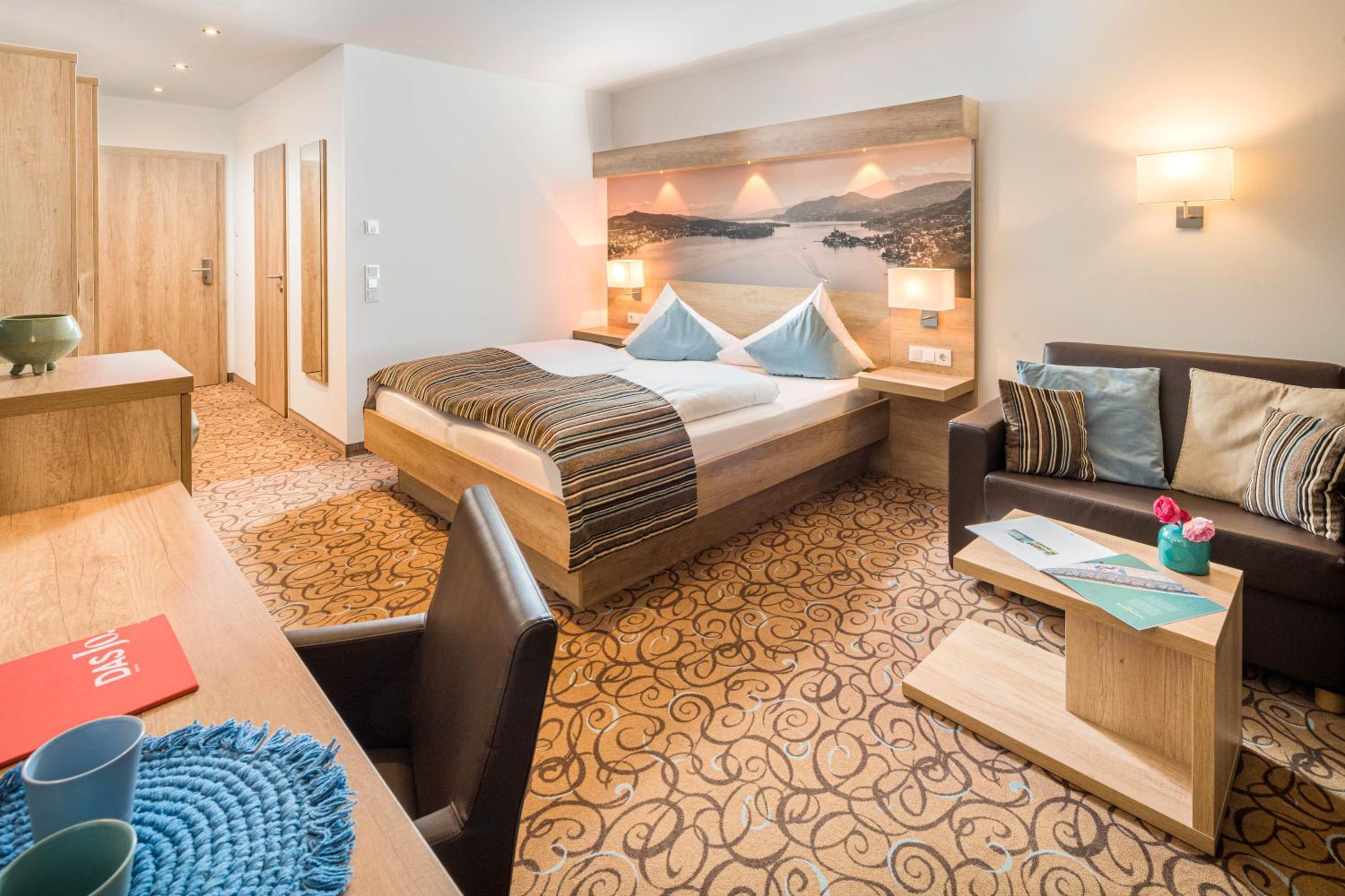 Superior Double Room with Balcony photo 1