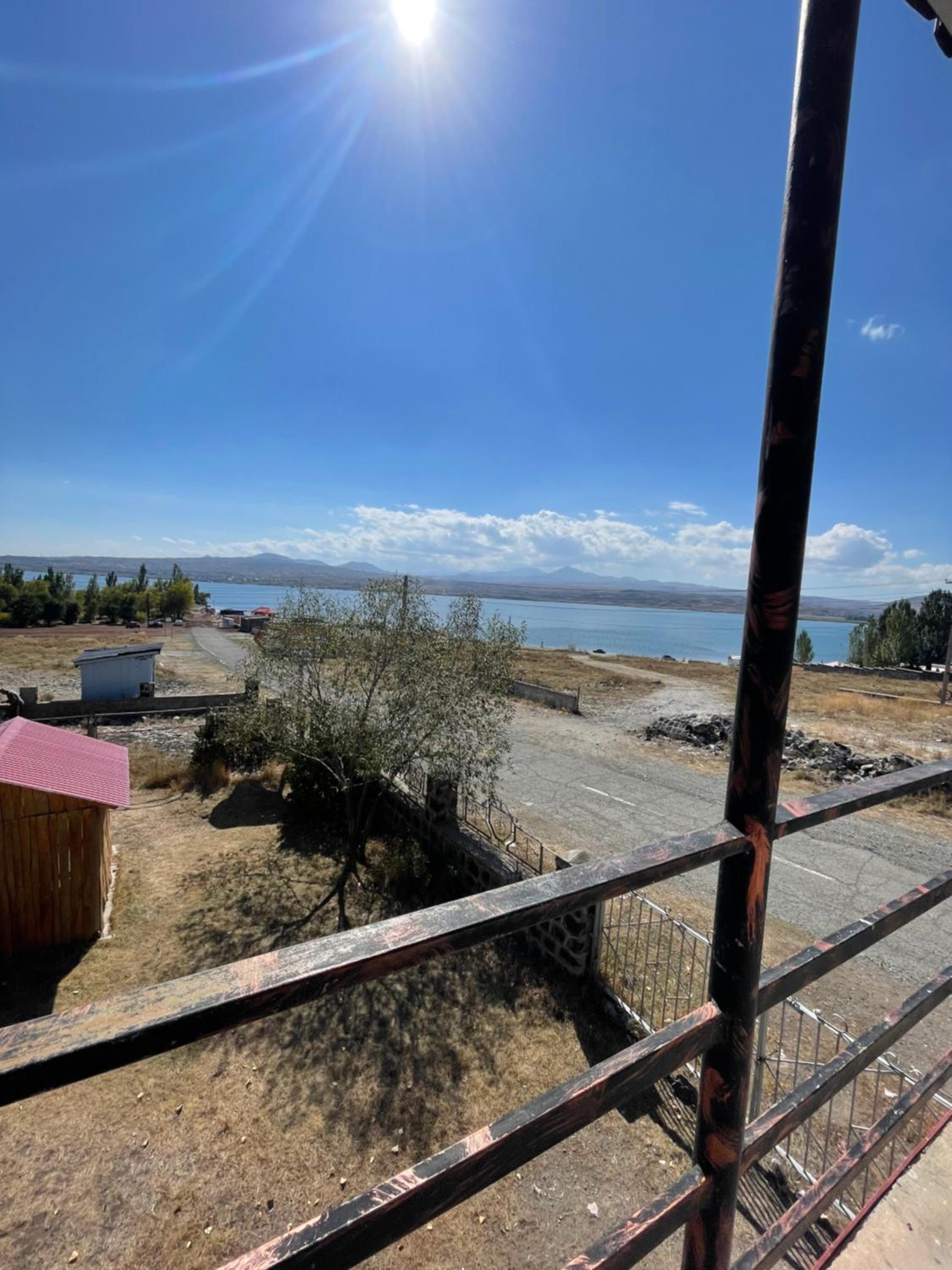 Quadruple Room with Lake View photo 3