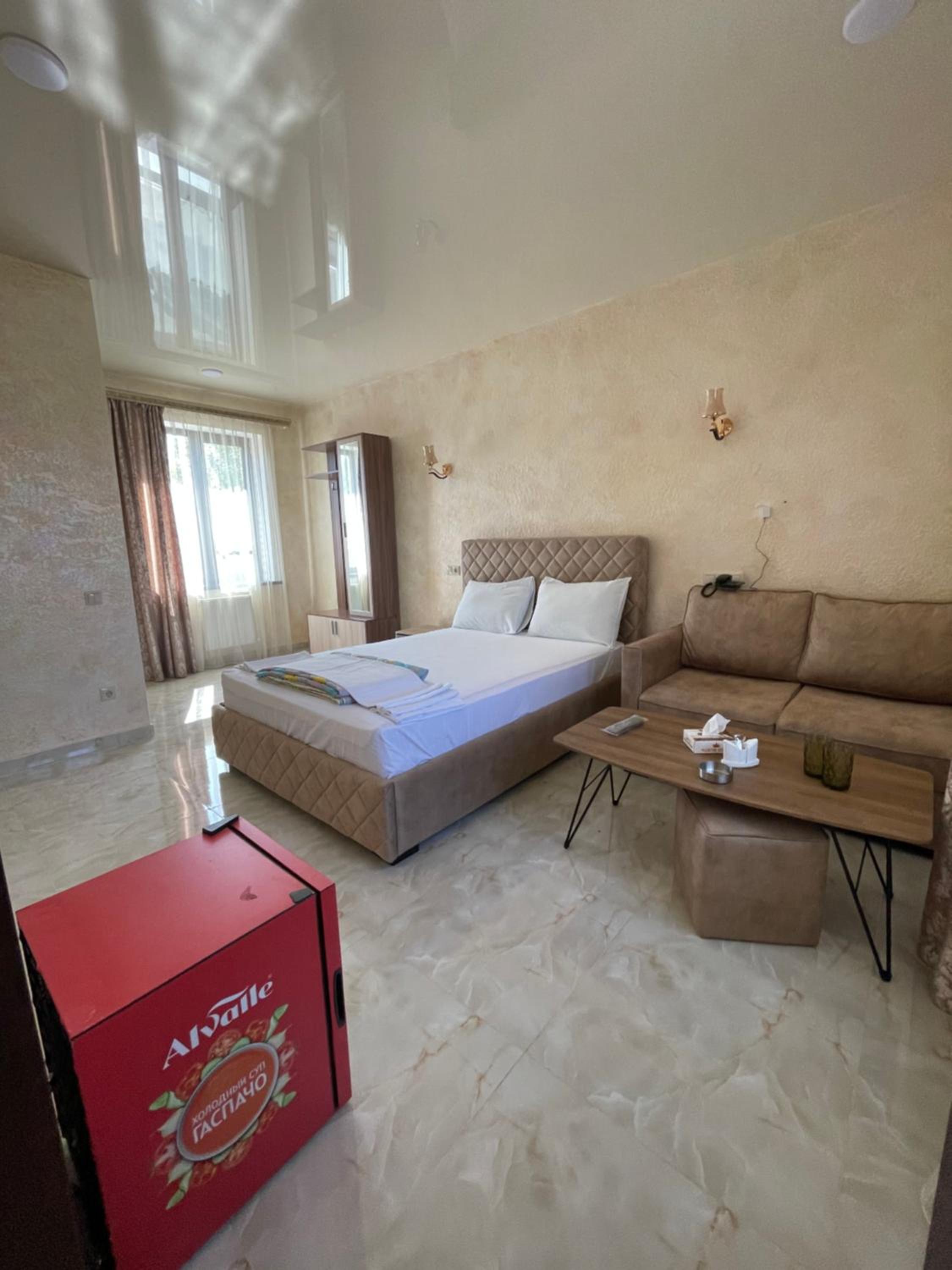 Large Double Room