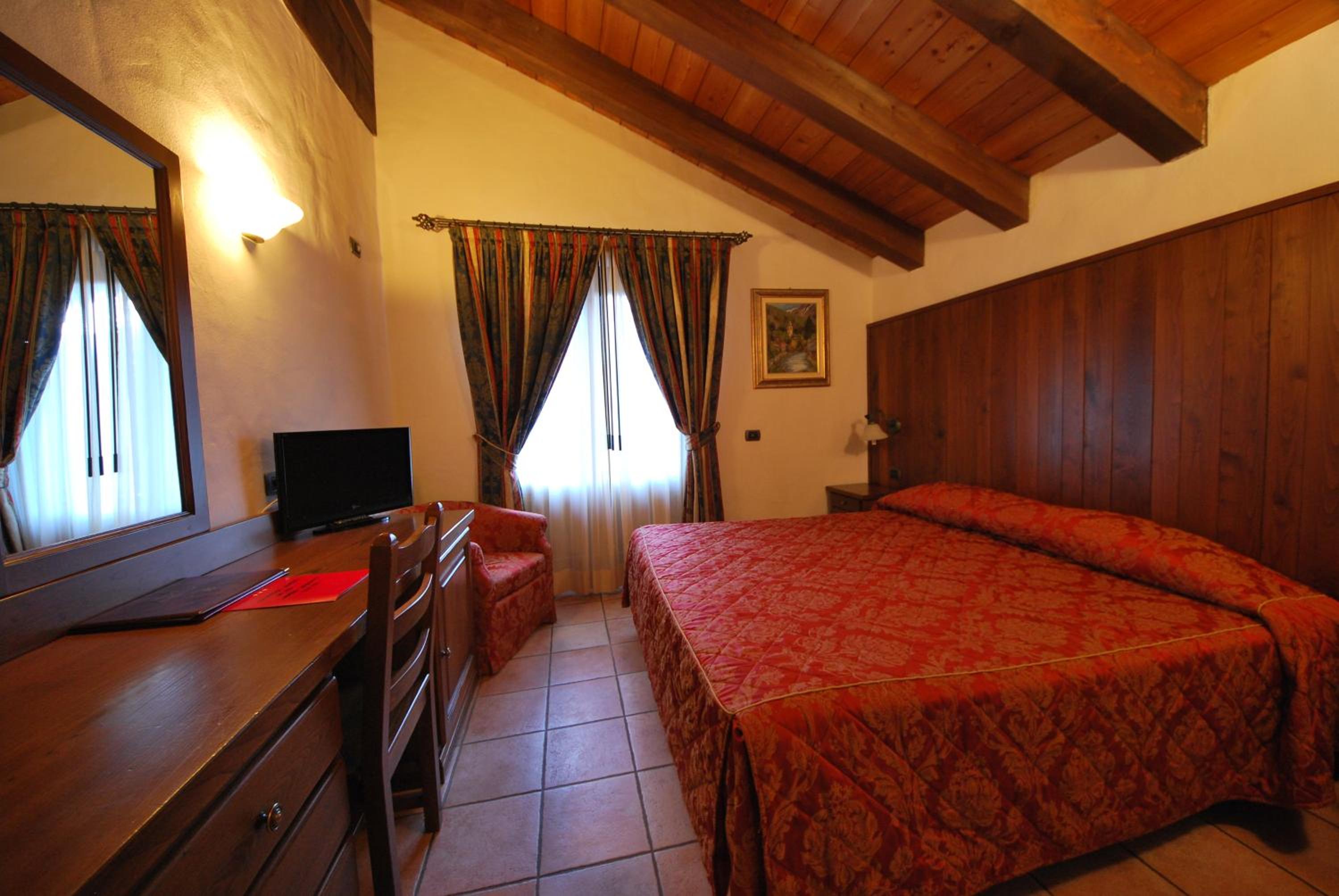 Double or Twin Room photo 1