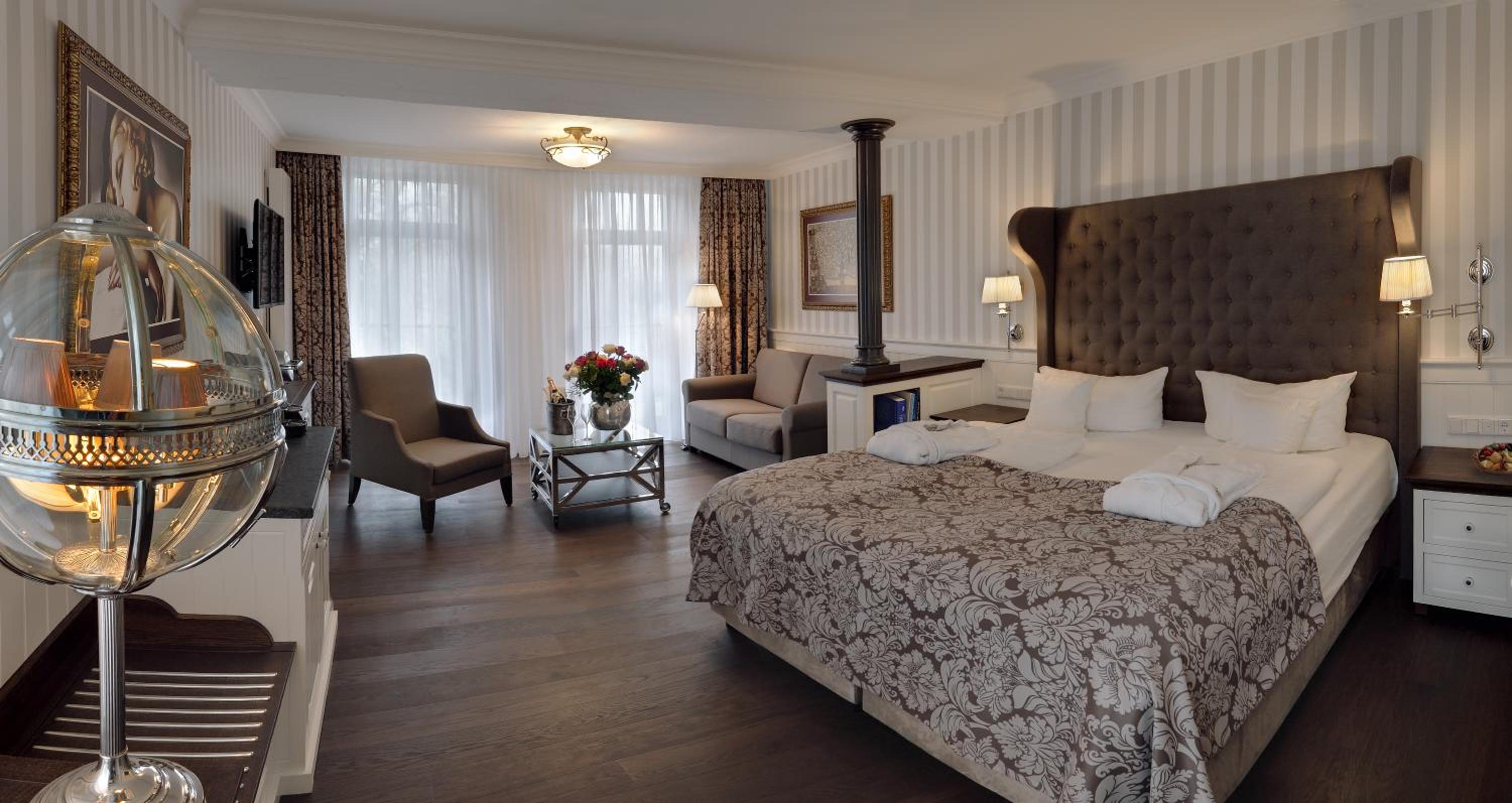 Belle Epoche Junior Suite mit Balkon zur Meerseite	 photo 3